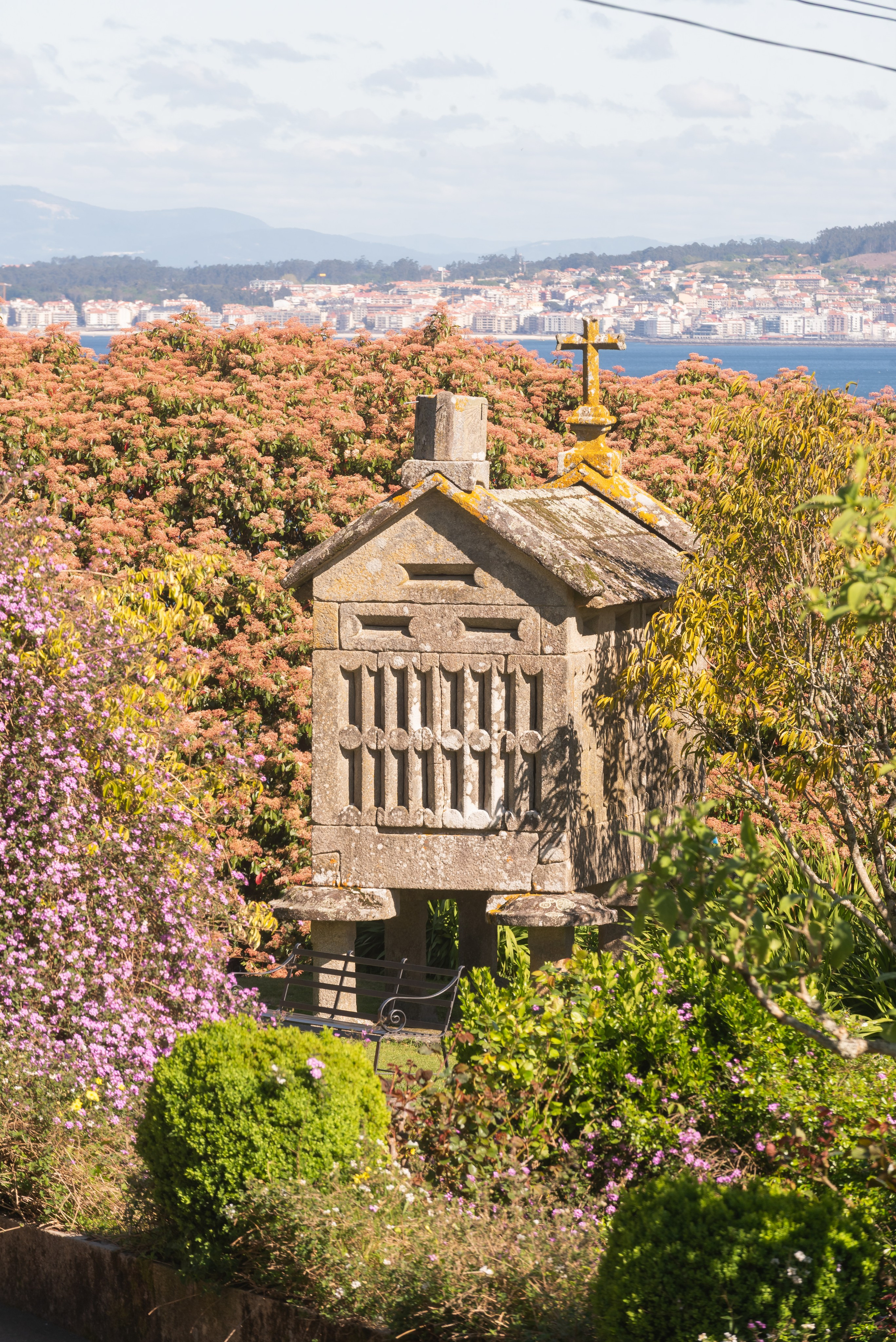 Boda de Claudia y Gabriel · Pazo de Santa Cruz de Bueu, Galicia · Javier Poveda