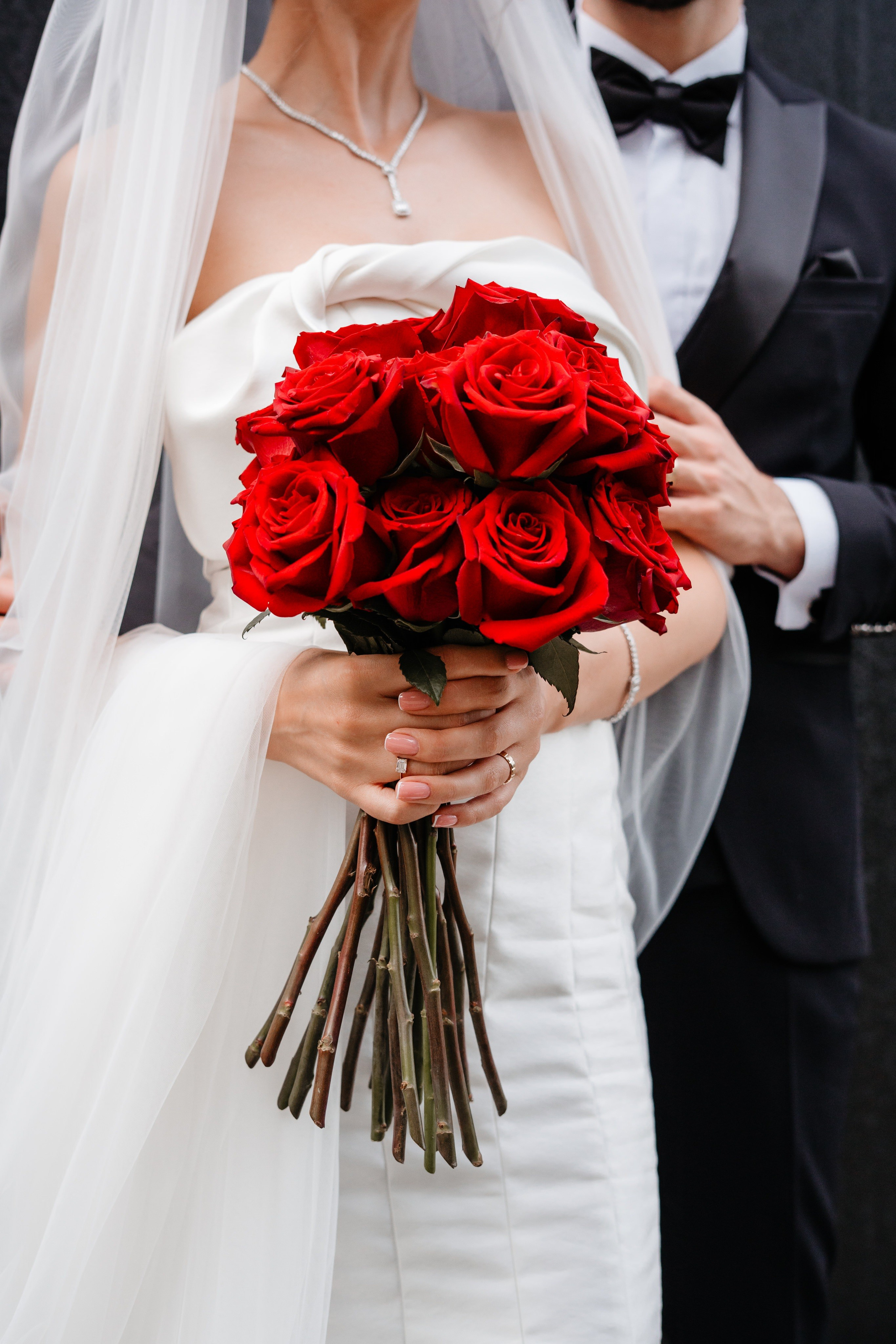 Povestea de nuntă a lui Anca și Dragoș în Bacău | Fotografie de Eveniment. Raw Studio. Fotograful tau de nunta!