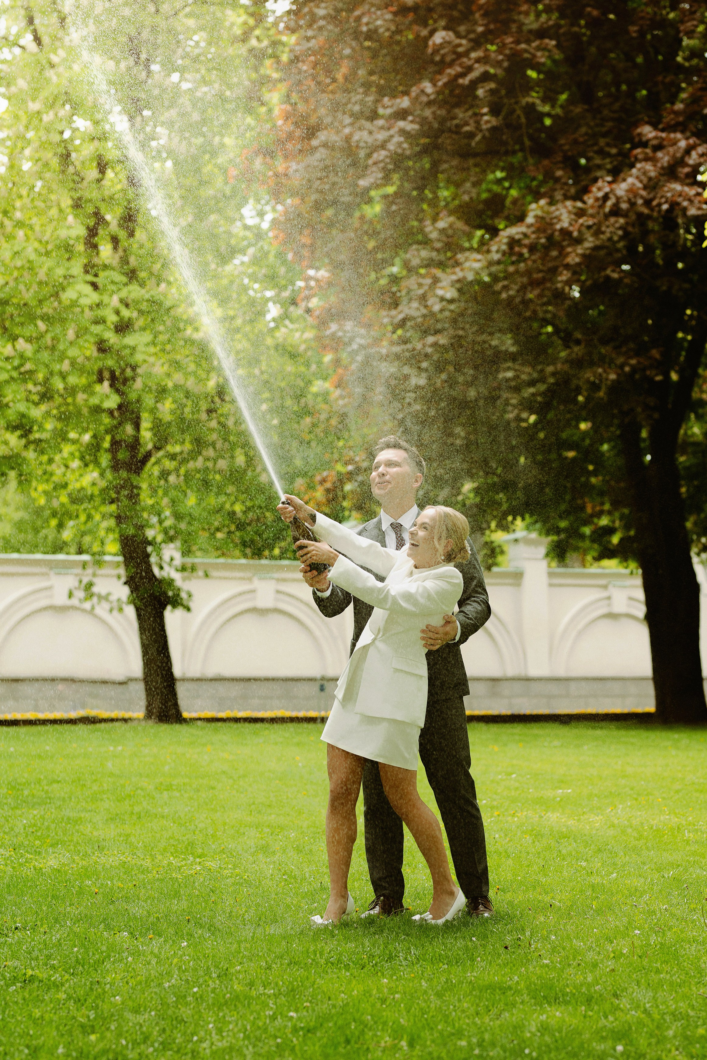 Vestuvių fotografė, vestuvių fotografas visoje Lietuvoje, vestuvių fotografė Vilniuje, jausminga ir jauki vestuvių fotografija, laikui nepavaldi vestuvių fotografija; Vestuvių fotografė Pakruojyje; Vestuvių fotografė Šiauliuose;Vestuvių fotografė Panevėžyje; vestuvių fotografė Kaune; Vestuvių fotografė Biržuose; vestuvių fotografė Pasvalyje; vestuvių fotografė Klaipėdoje