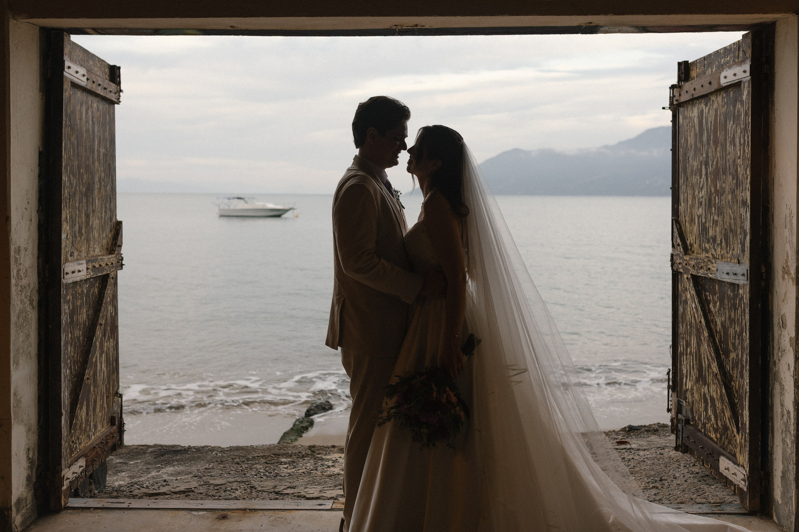 Beatriz e Luis — São Sebastião