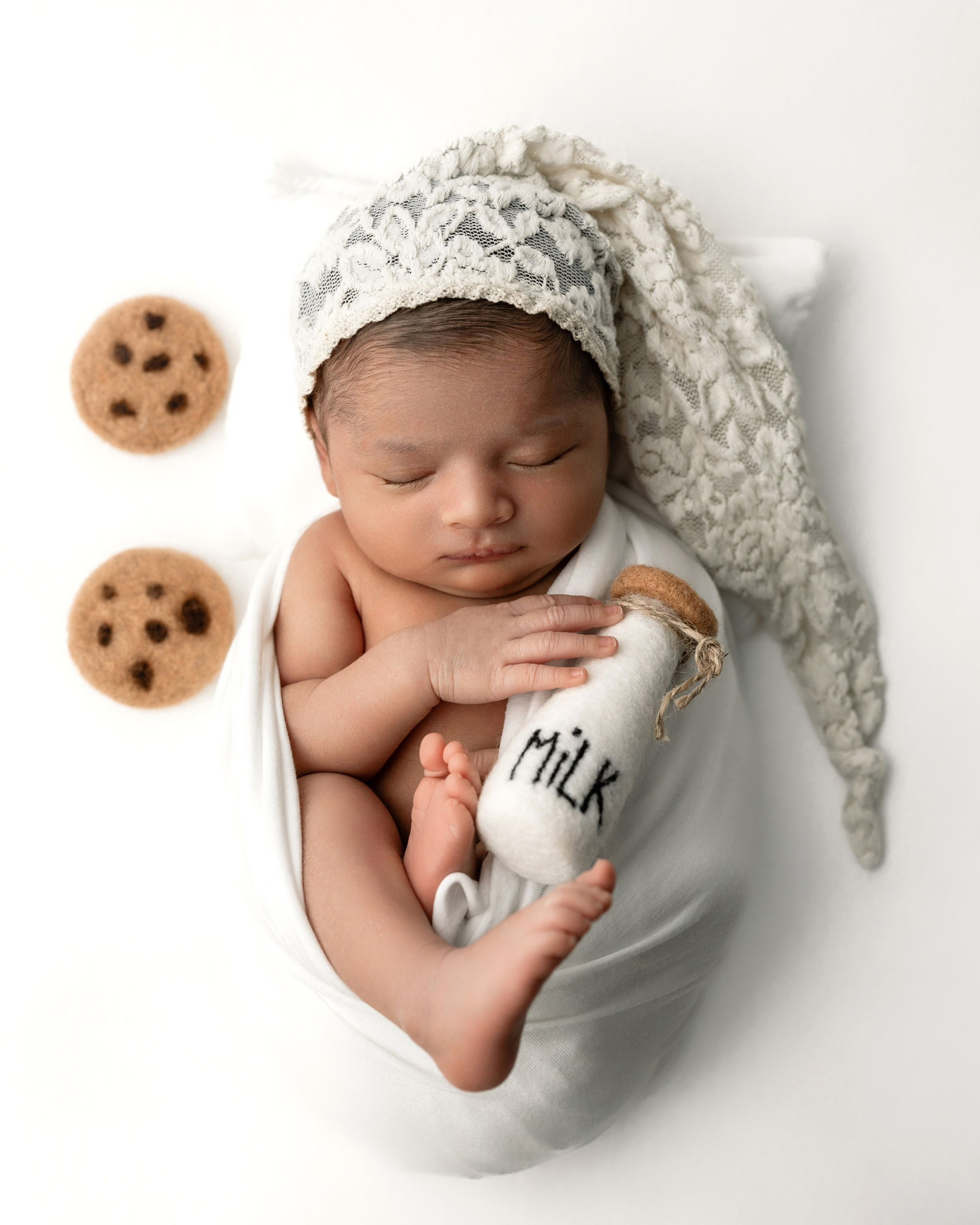 5–20 Days Newborn Photography in Toronto. Iana Banana | Toronto Maternity, Newborn & Family Photographer
