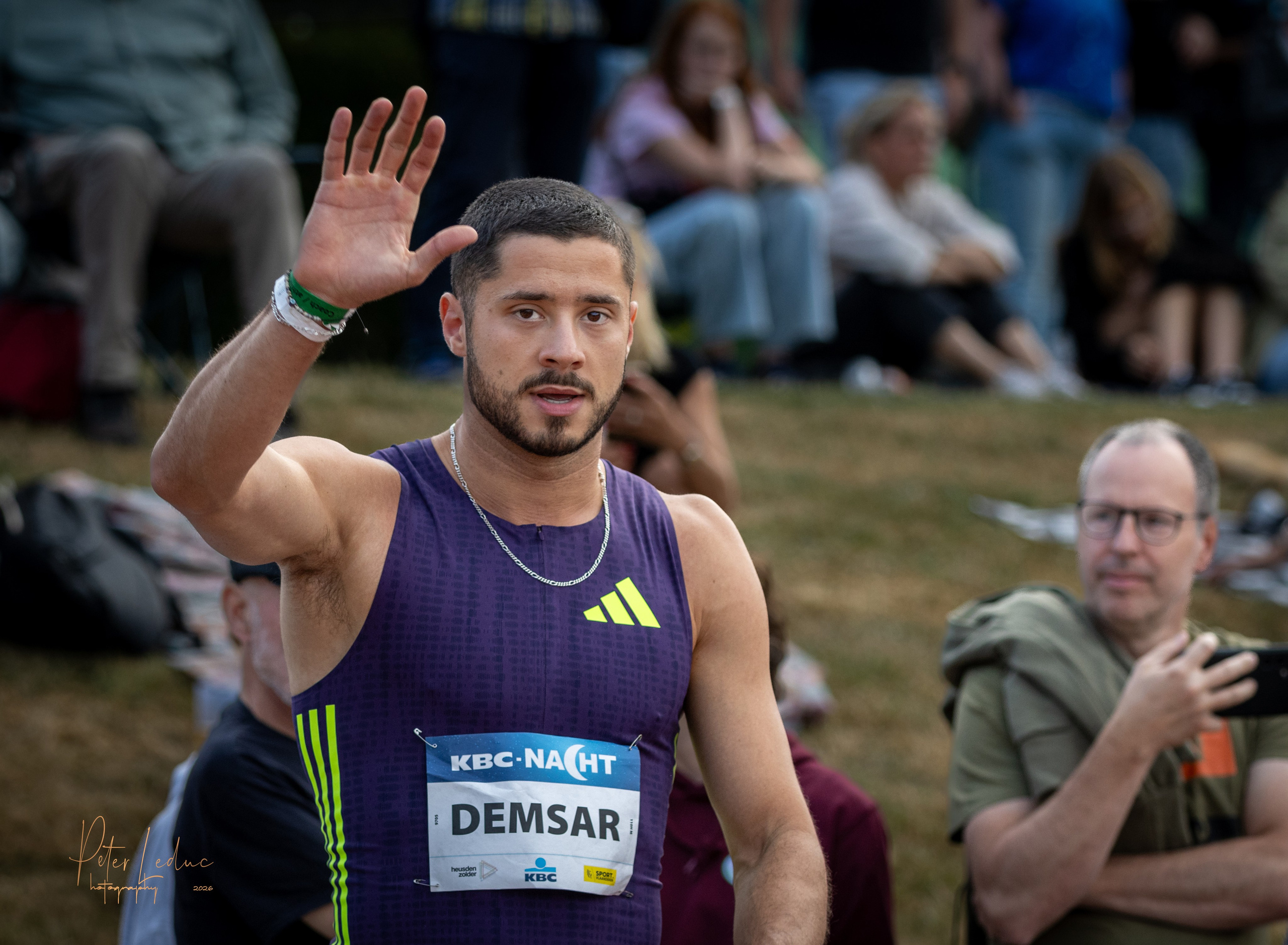 Nacht van de Atletiek. Peter Leduc is een passionele hobbyfotograaf uit België, gespecialiseerd in creatieve fotografie, visuele verhalen en unieke fotoprojecten