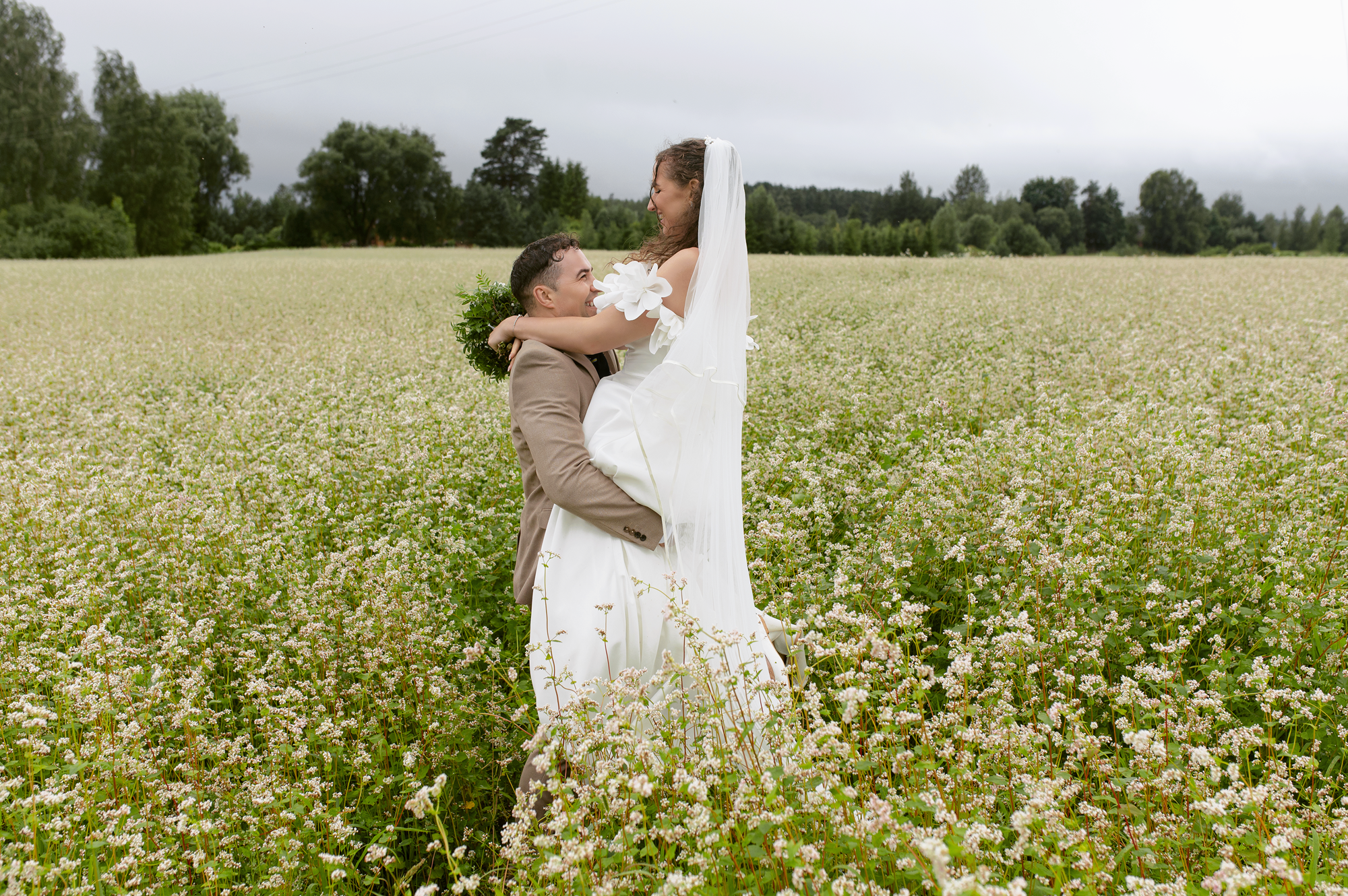 Vestuvių ir šeimos švenčių fotografė