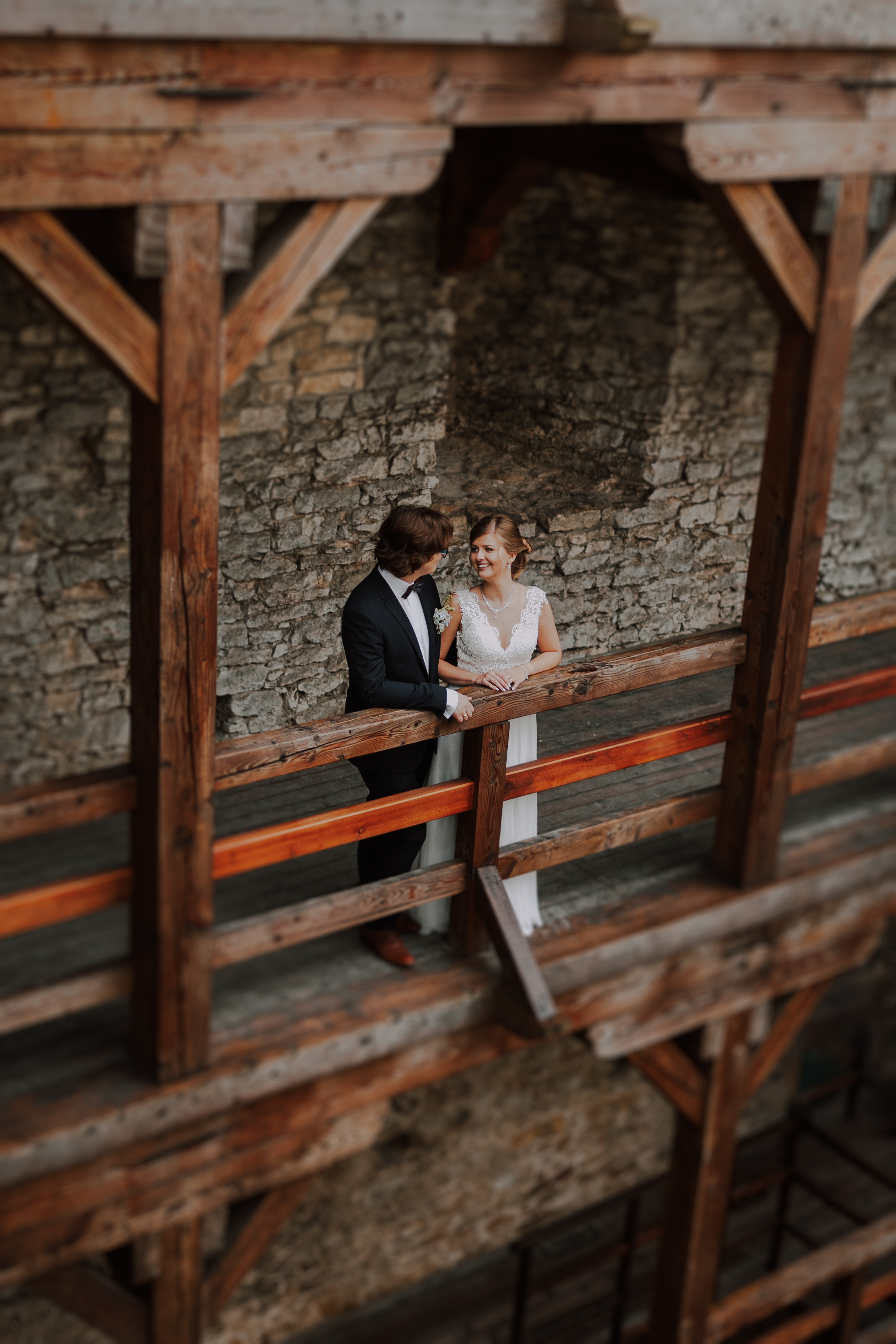 Ślub plenerowy na zamkuw Ogrodzieńcu: Katarzyna&Piotr. Karkowskafoto - fotografia miłości