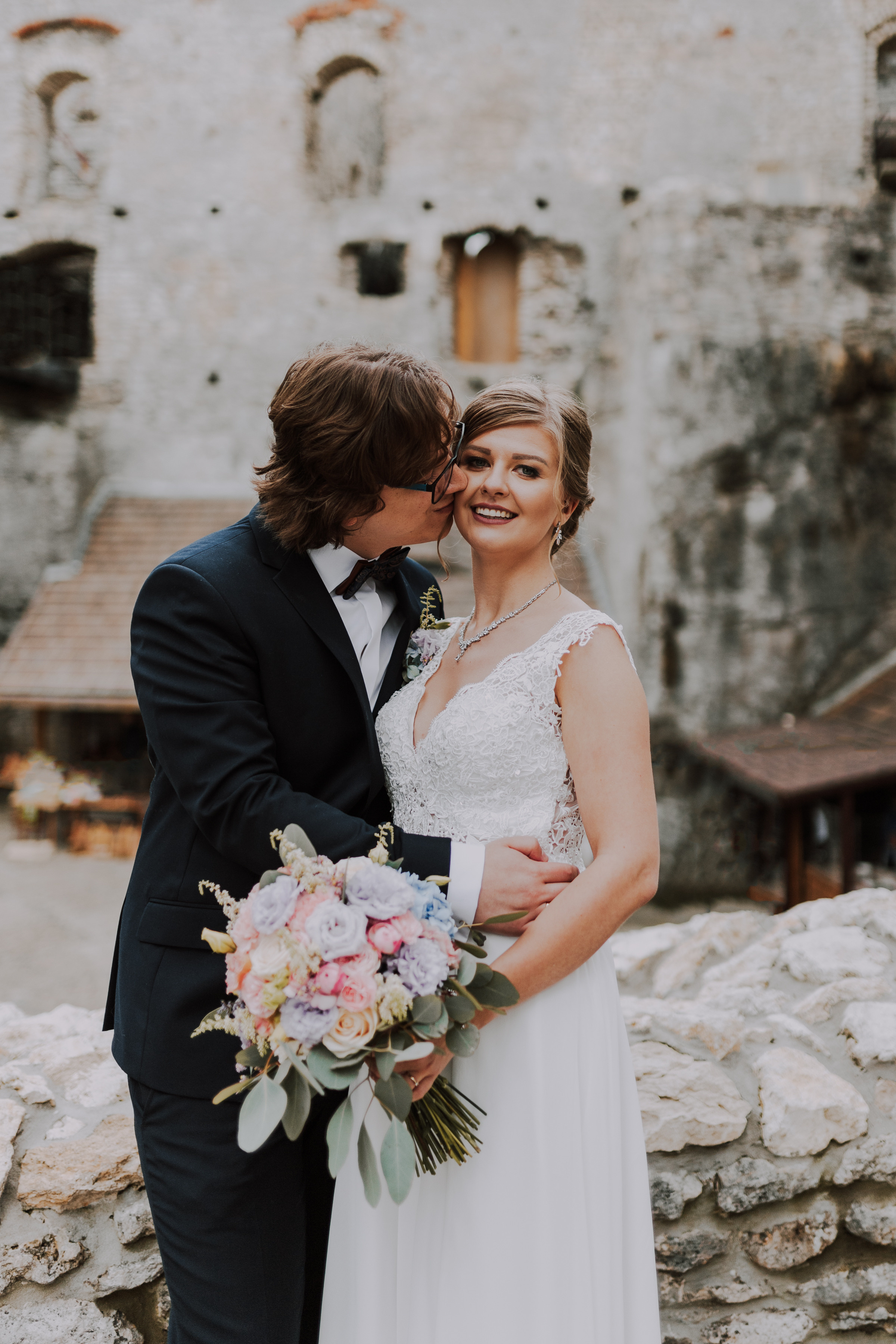 Ślub plenerowy na zamkuw Ogrodzieńcu: Katarzyna&Piotr. Karkowskafoto - fotografia miłości