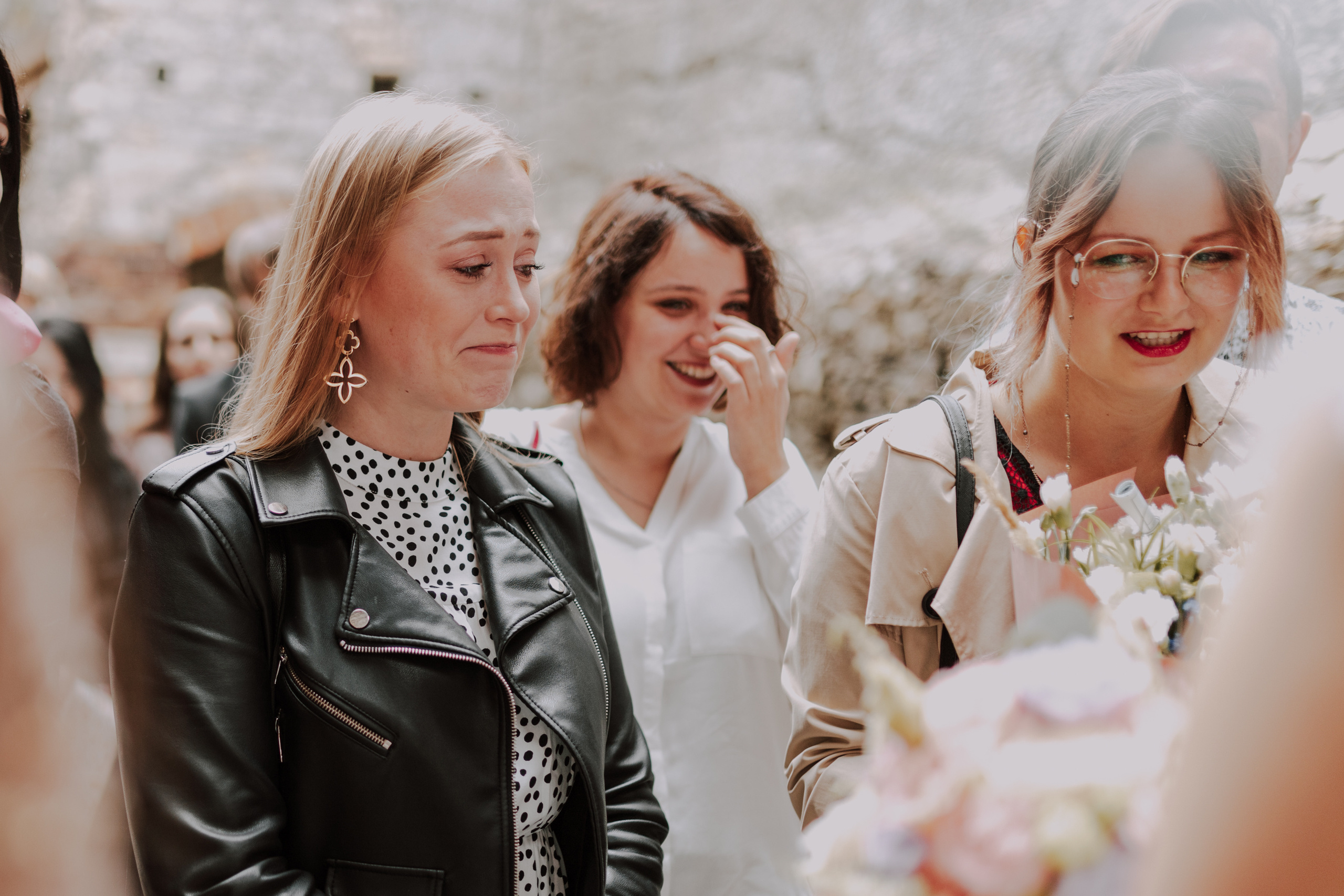 Ślub plenerowy na zamkuw Ogrodzieńcu: Katarzyna&Piotr. Karkowskafoto - fotografia miłości