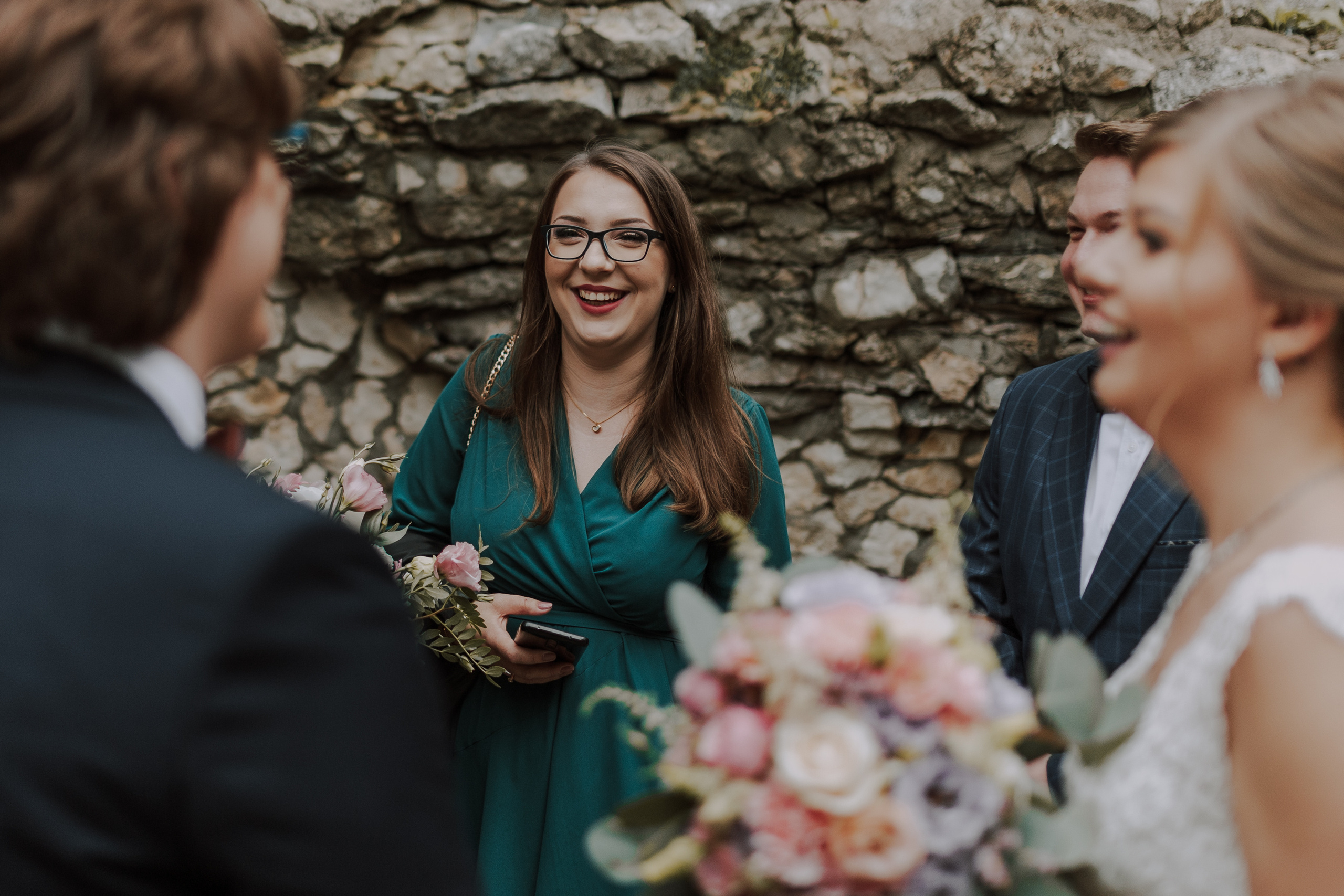Ślub plenerowy na zamkuw Ogrodzieńcu: Katarzyna&Piotr. Karkowskafoto - fotografia miłości