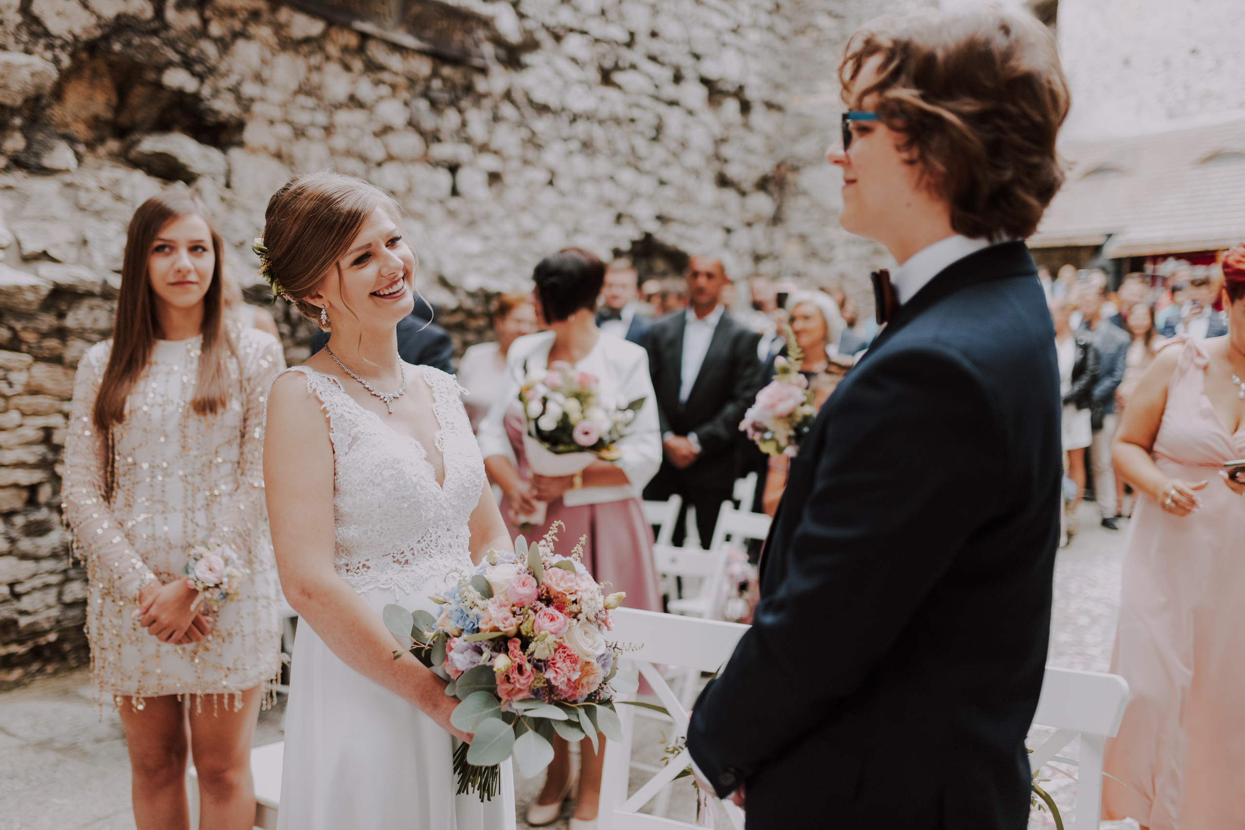 Ślub plenerowy na zamkuw Ogrodzieńcu: Katarzyna&Piotr. Karkowskafoto - fotografia miłości