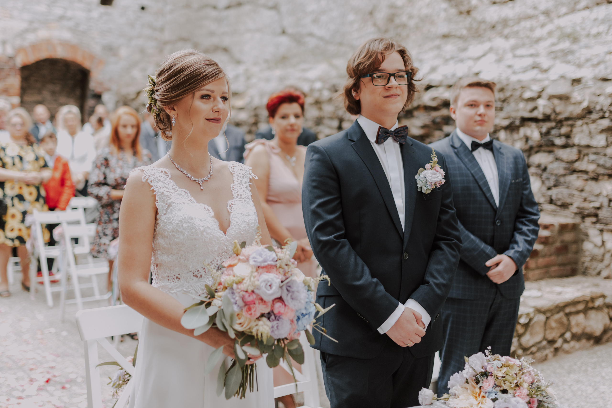 Ślub plenerowy na zamkuw Ogrodzieńcu: Katarzyna&Piotr. Karkowskafoto - fotografia miłości