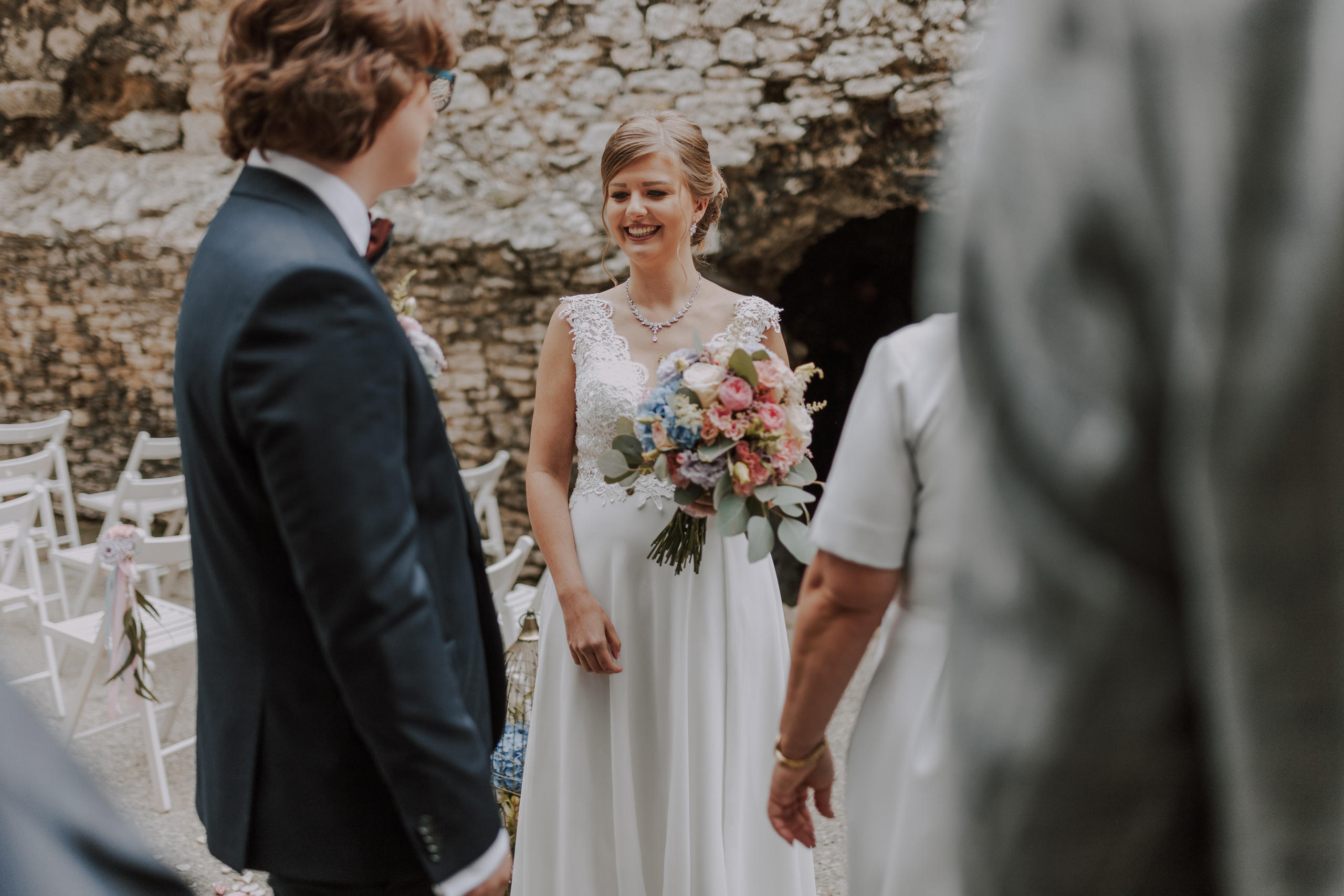 Ślub plenerowy na zamkuw Ogrodzieńcu: Katarzyna&Piotr. Karkowskafoto - fotografia miłości
