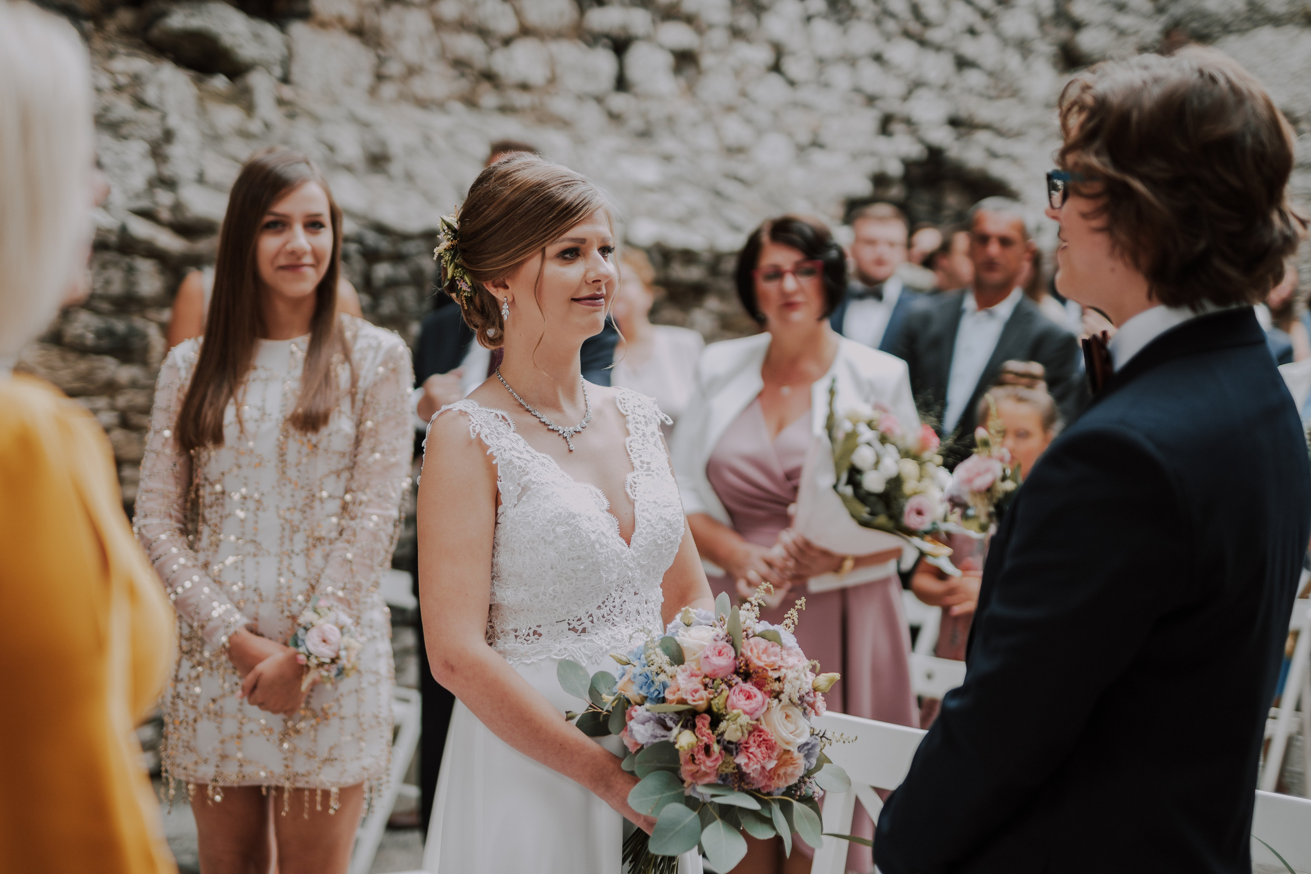 Ślub plenerowy na zamkuw Ogrodzieńcu: Katarzyna&Piotr. Karkowskafoto - fotografia miłości