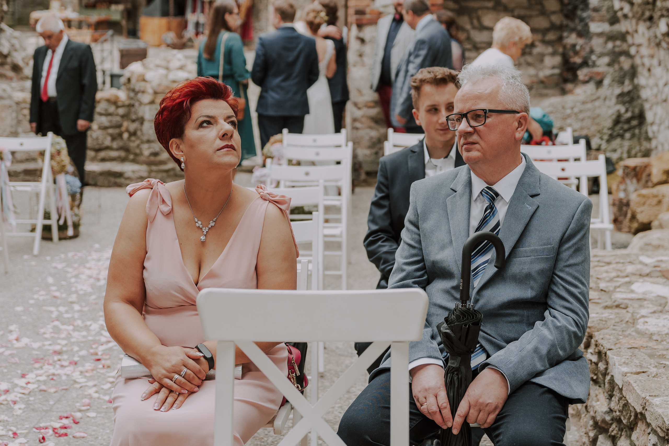 Ślub plenerowy na zamkuw Ogrodzieńcu: Katarzyna&Piotr. Karkowskafoto - fotografia miłości