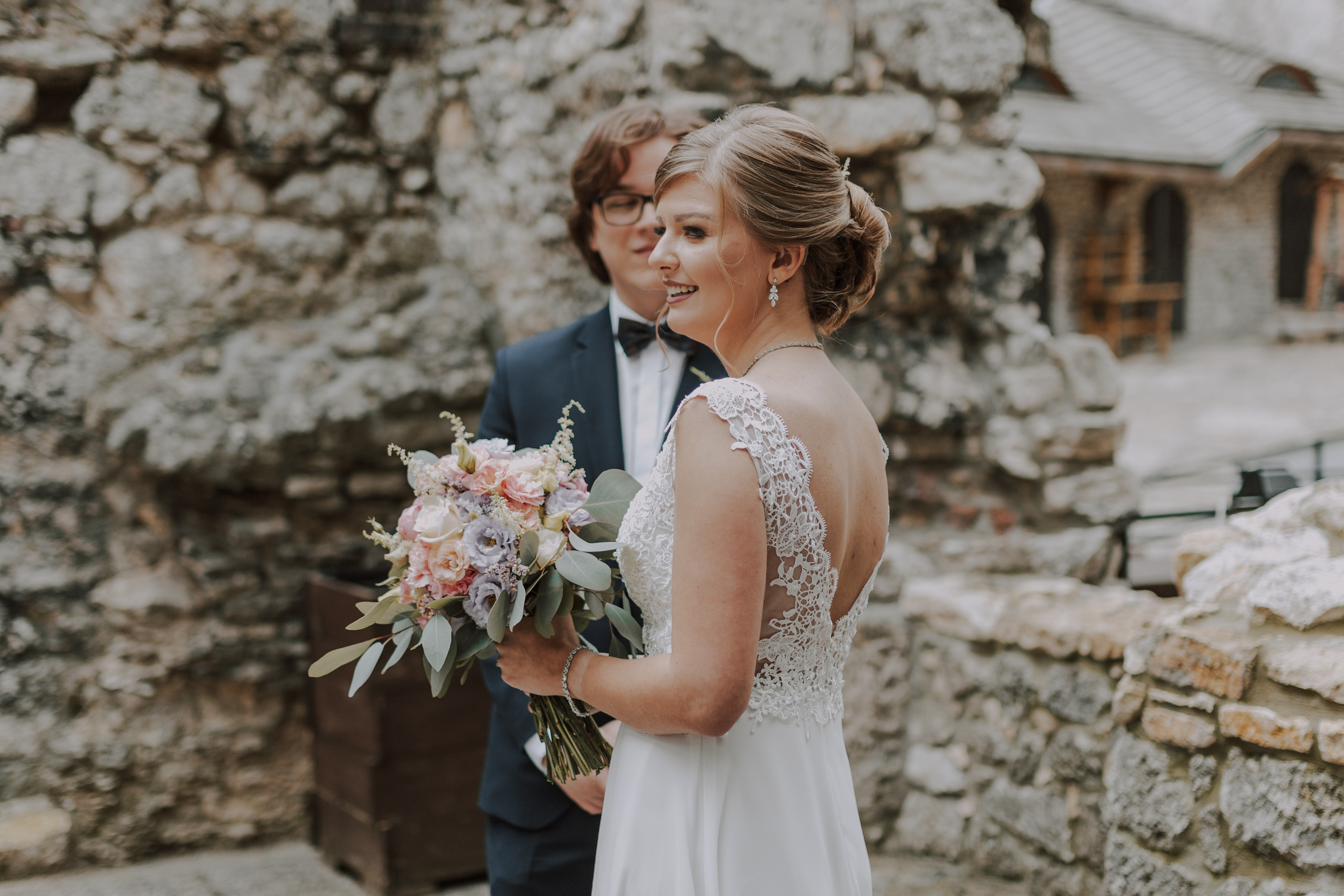 Ślub plenerowy na zamkuw Ogrodzieńcu: Katarzyna&Piotr. Karkowskafoto - fotografia miłości