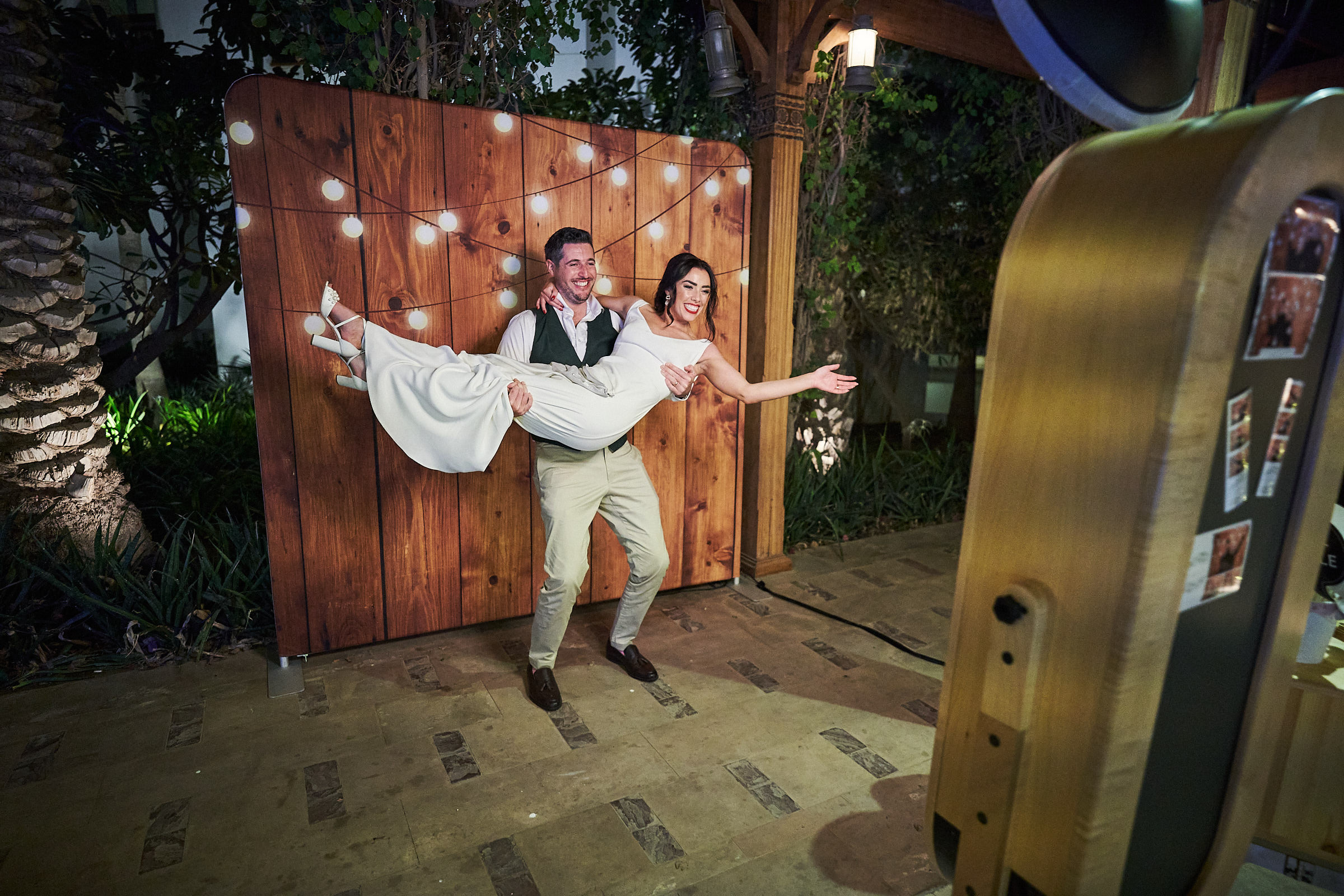 Wedding in Dubai ~ Aislinn and David