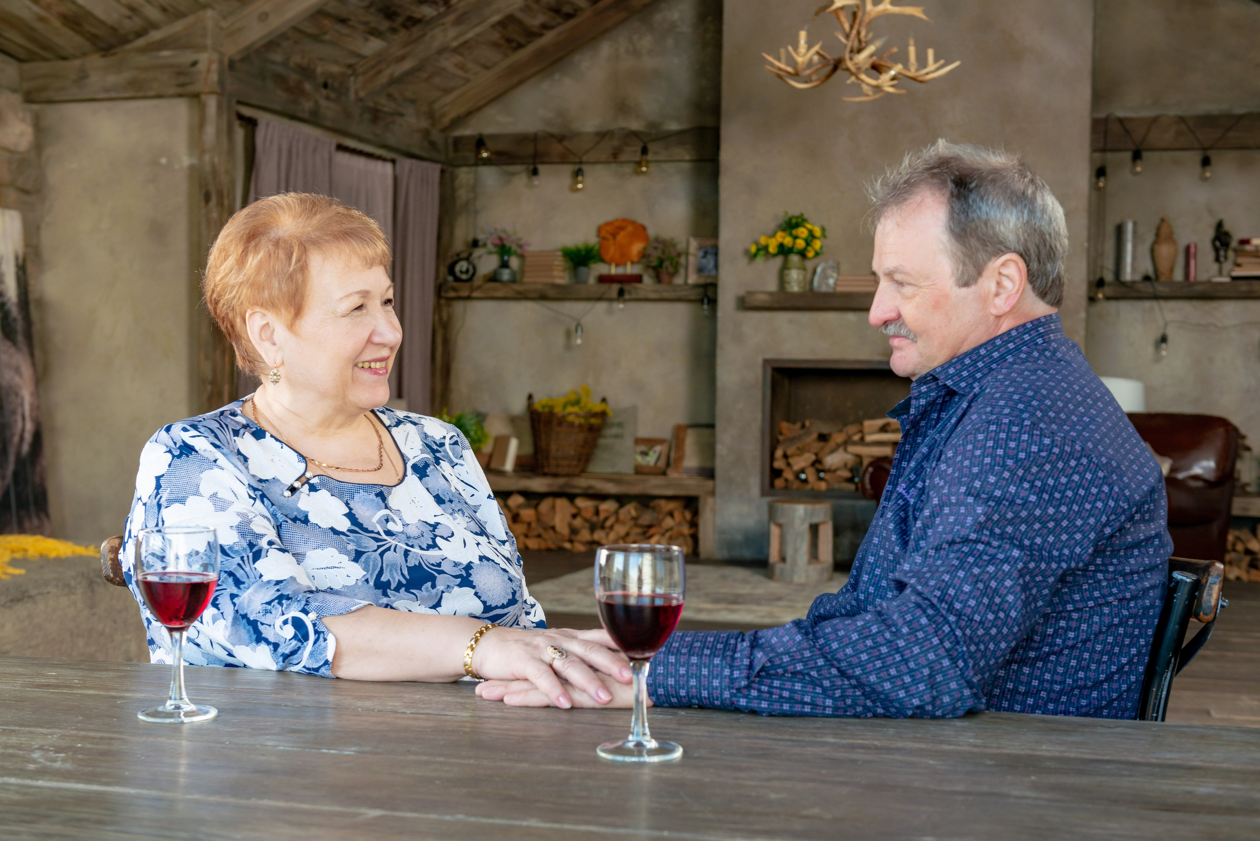 Photosession of a married couple in the studio. FOTÓGRAFO MÉXICO QUINTANA ROO