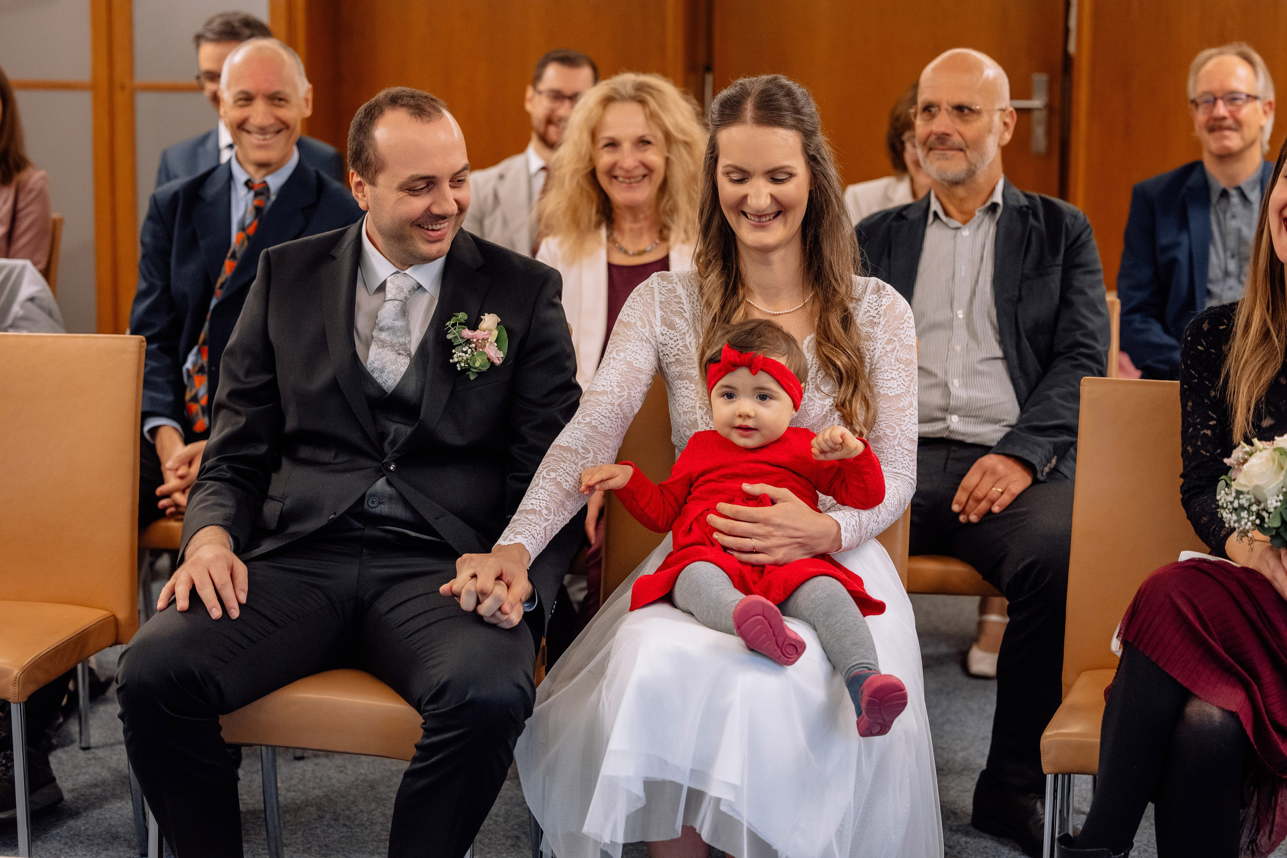 Zeitlose Hochzeit im Standesamt Mandlstraße | München Schwabing. Hochzeitsfotograf München Taufe Familienfotograf Tanja Mauke
