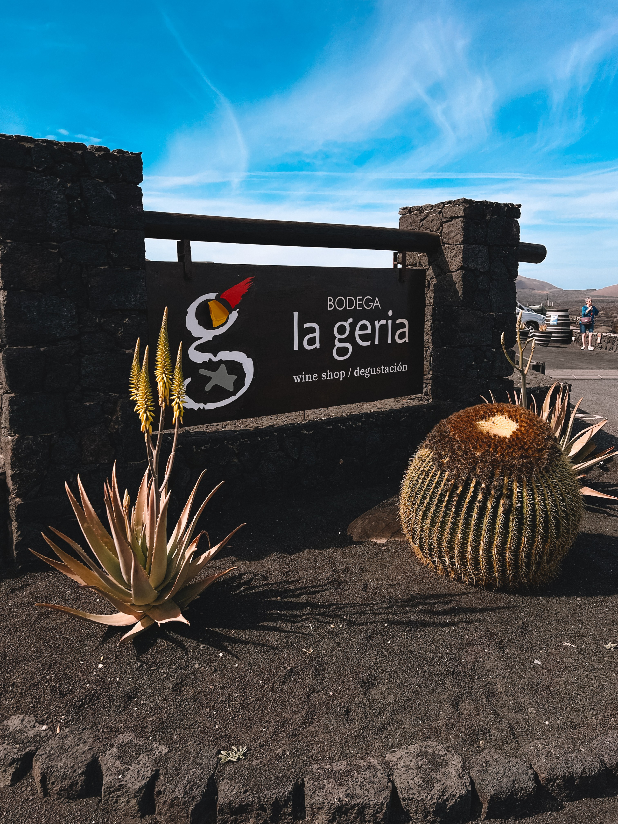 Lanzarote. Ivlianna Travels — travel blog with photography tips