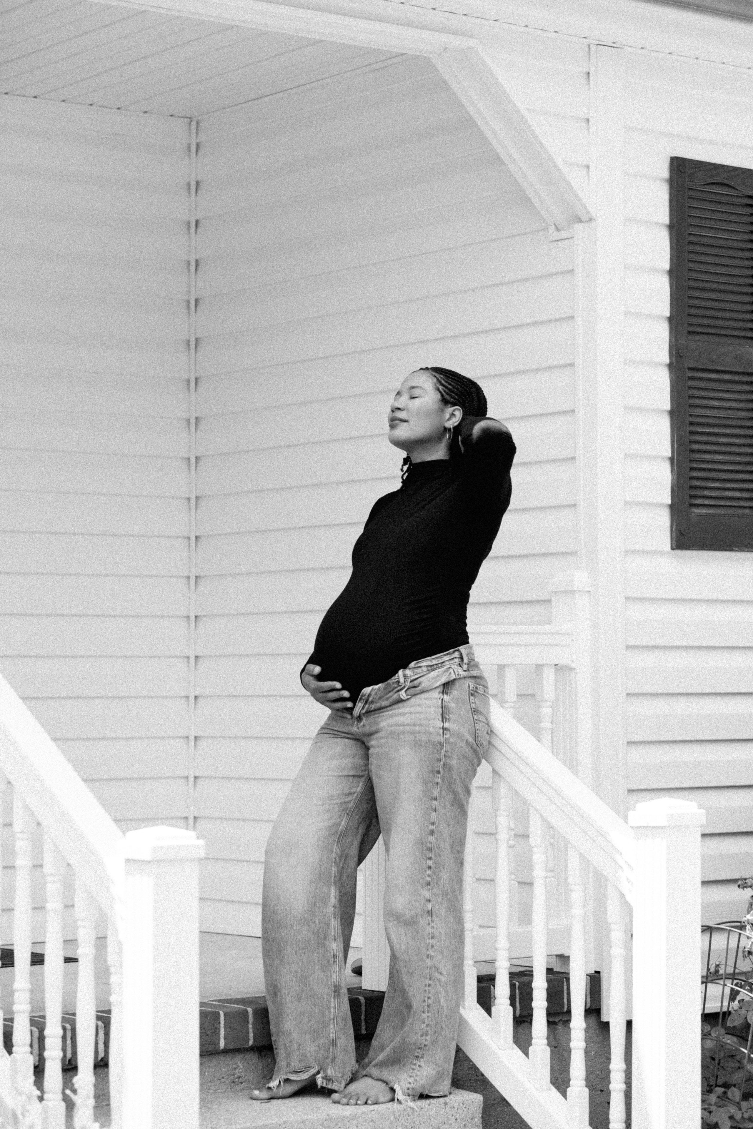 Richmond, VA Maternity Photographer | Editorial & Documentary Portraits. Family Photographer Richmond VA | Anna Dobrovolskaia