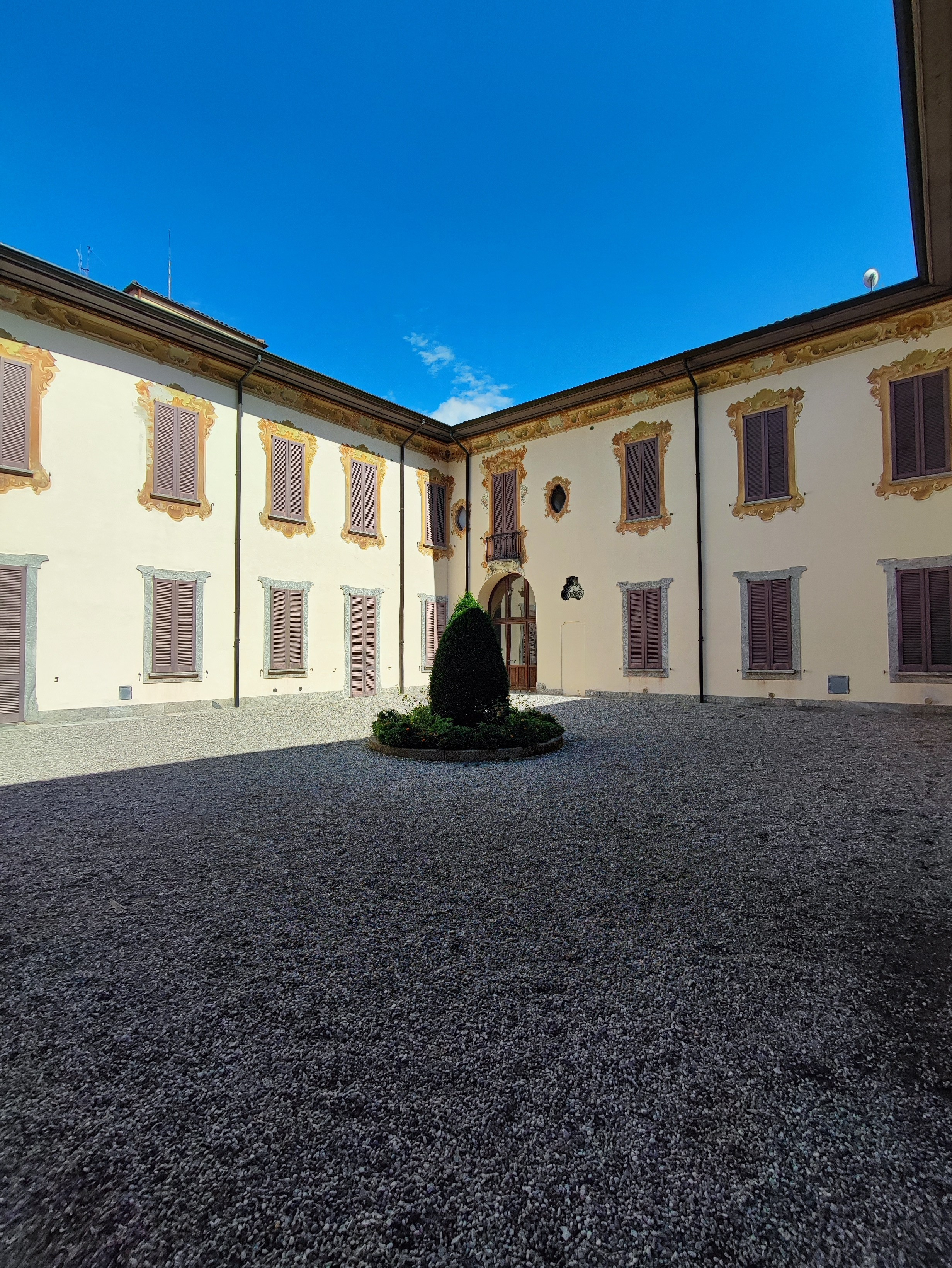 12.10.2025 wedding content day info. Wedding and elopement photographer Italy Tuscany Como Milan Pavia Marija Galaka