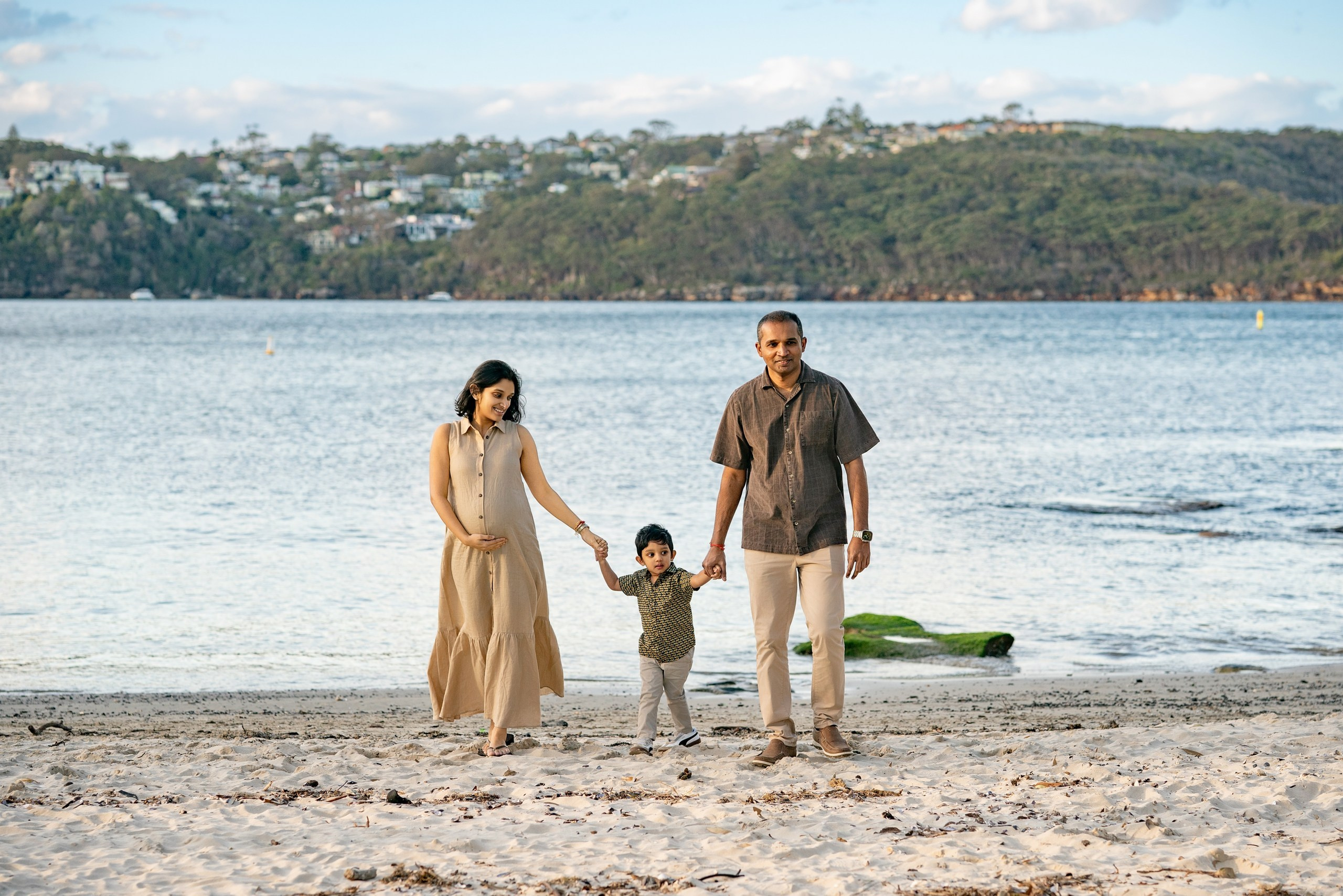 Maternity session session price guide. Newborn and family photographer. Hills District. Sydney