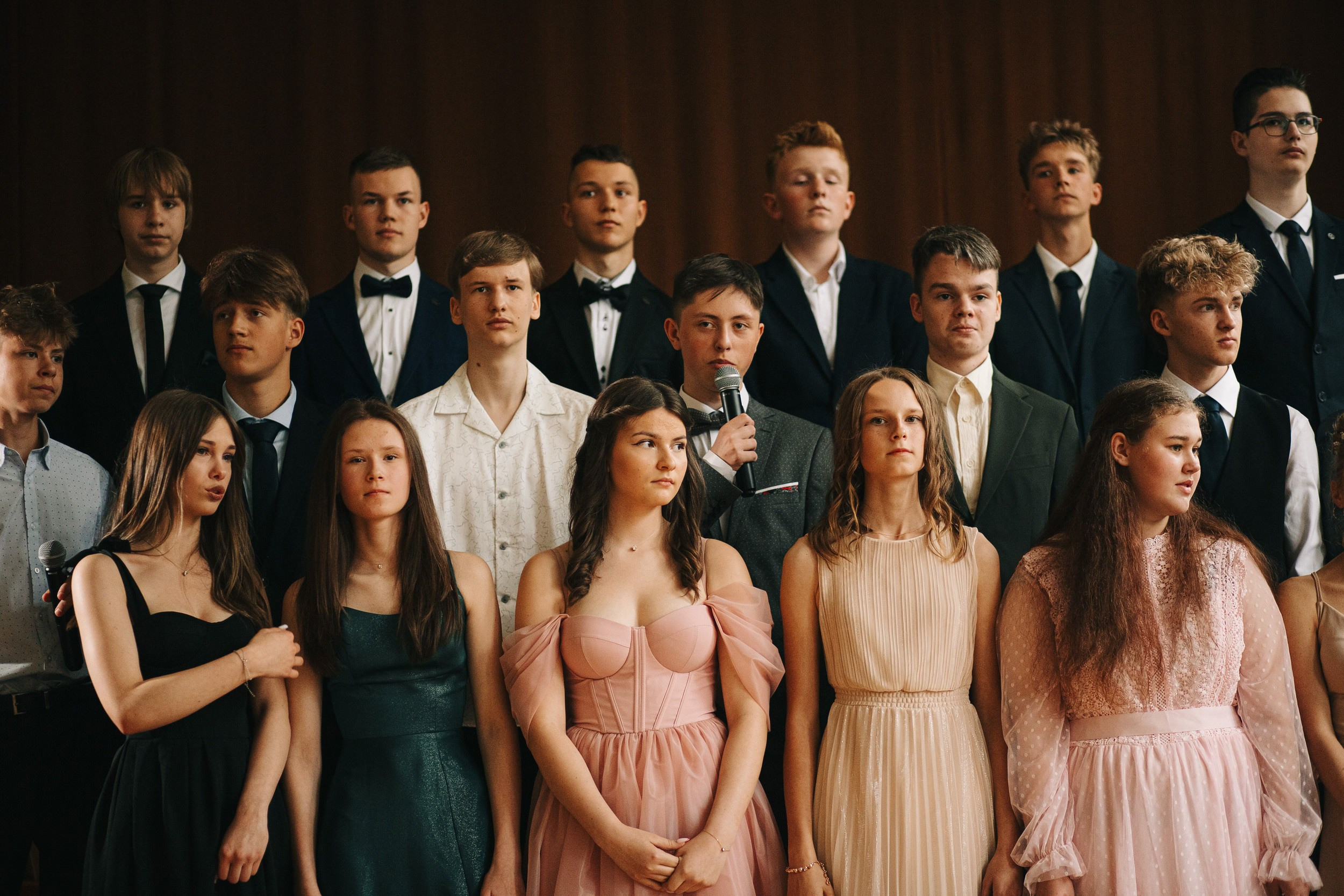 Skolas izlaiduma fotogrāfs