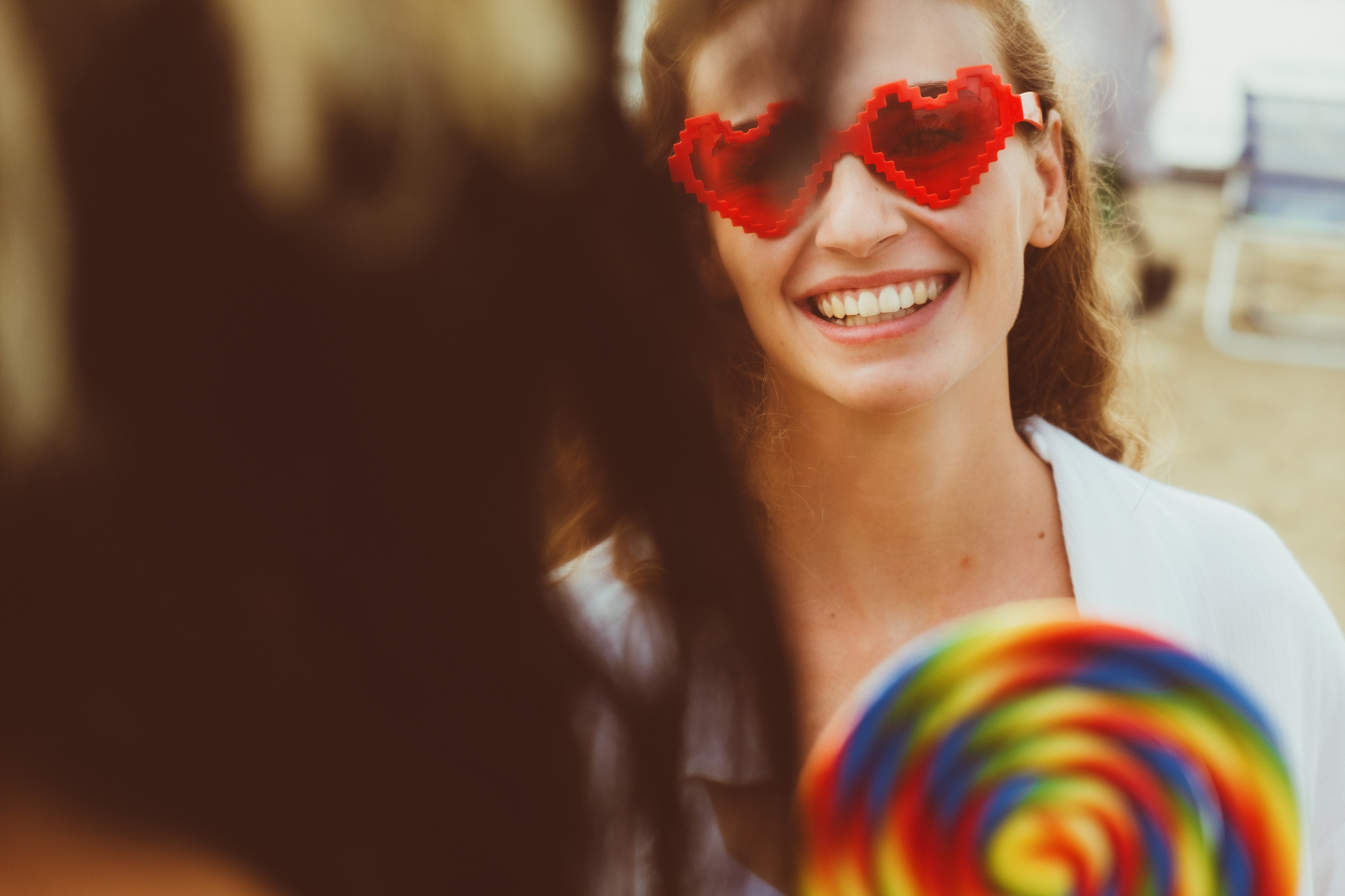 Beetlejuice на море: Экспериментальная фотосессия с цирковыми артистами — Фотограф Андрей Луковников