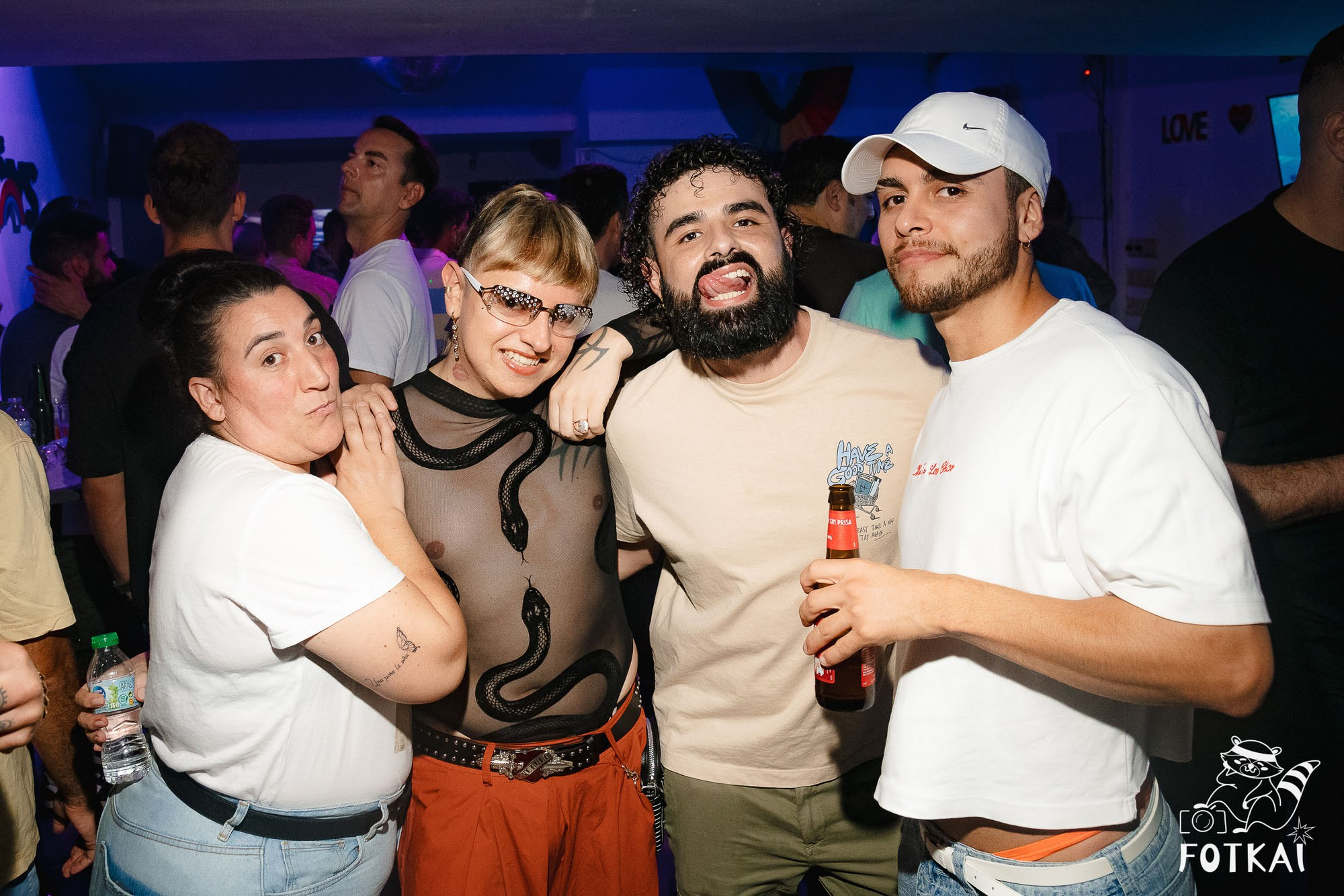 La Prohibida — Reportaje fotográfico en Boys Disco Pub La Mata Torrevieja | FOTKAI