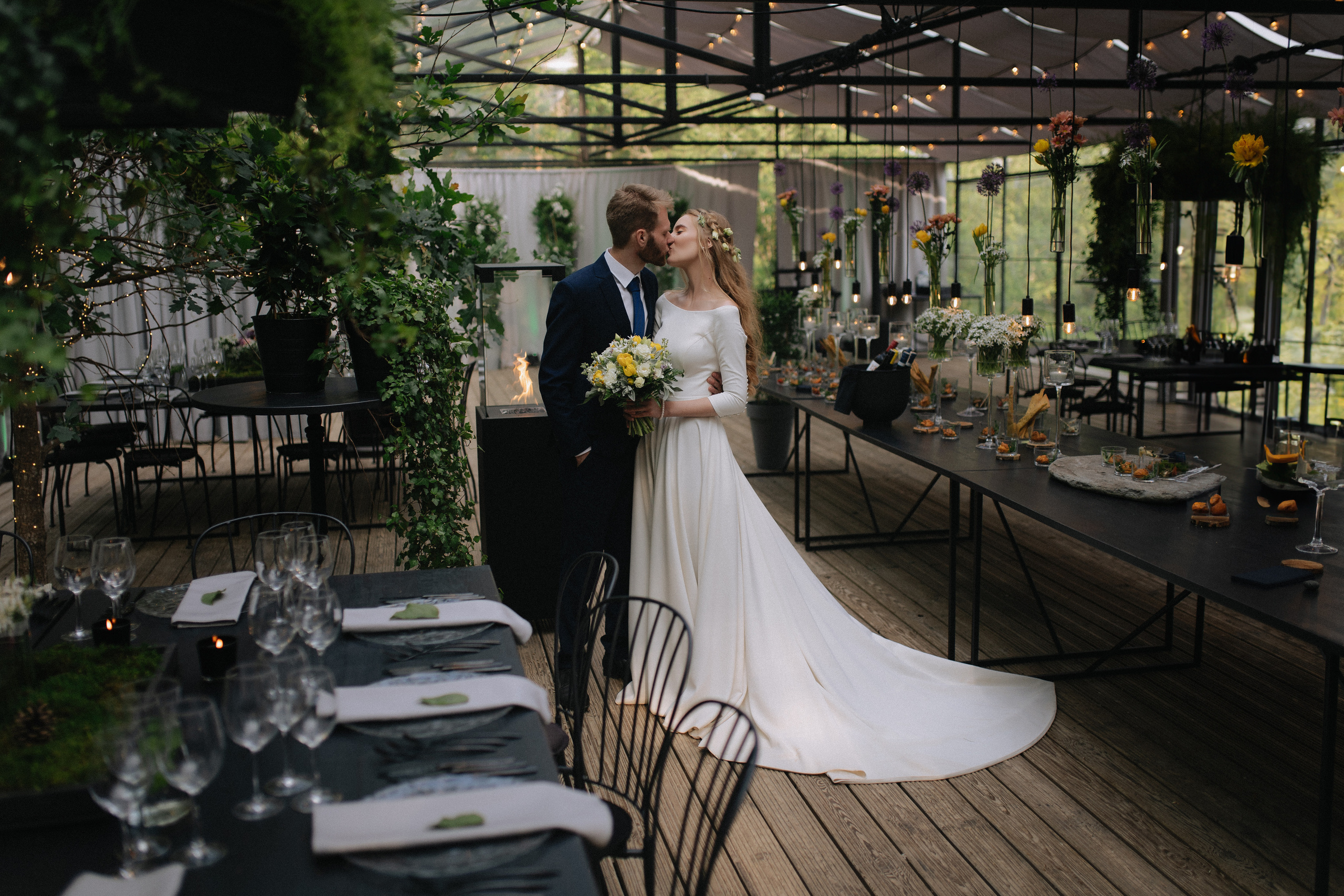 Vestuvinė fotosesija Food in the wood