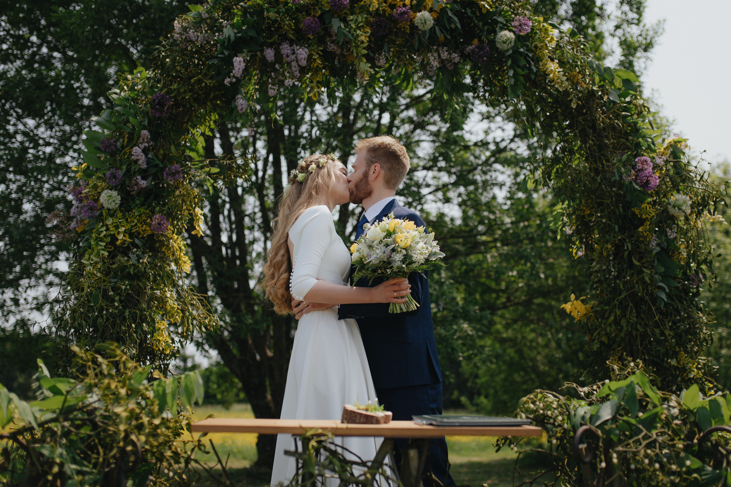 Vestuvinė fotosesija Food in the wood