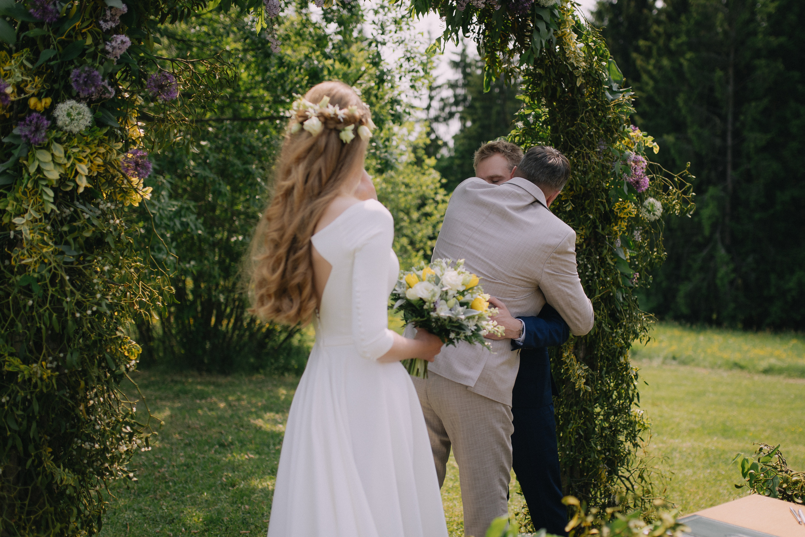 Vestuvinė fotosesija Food in the wood