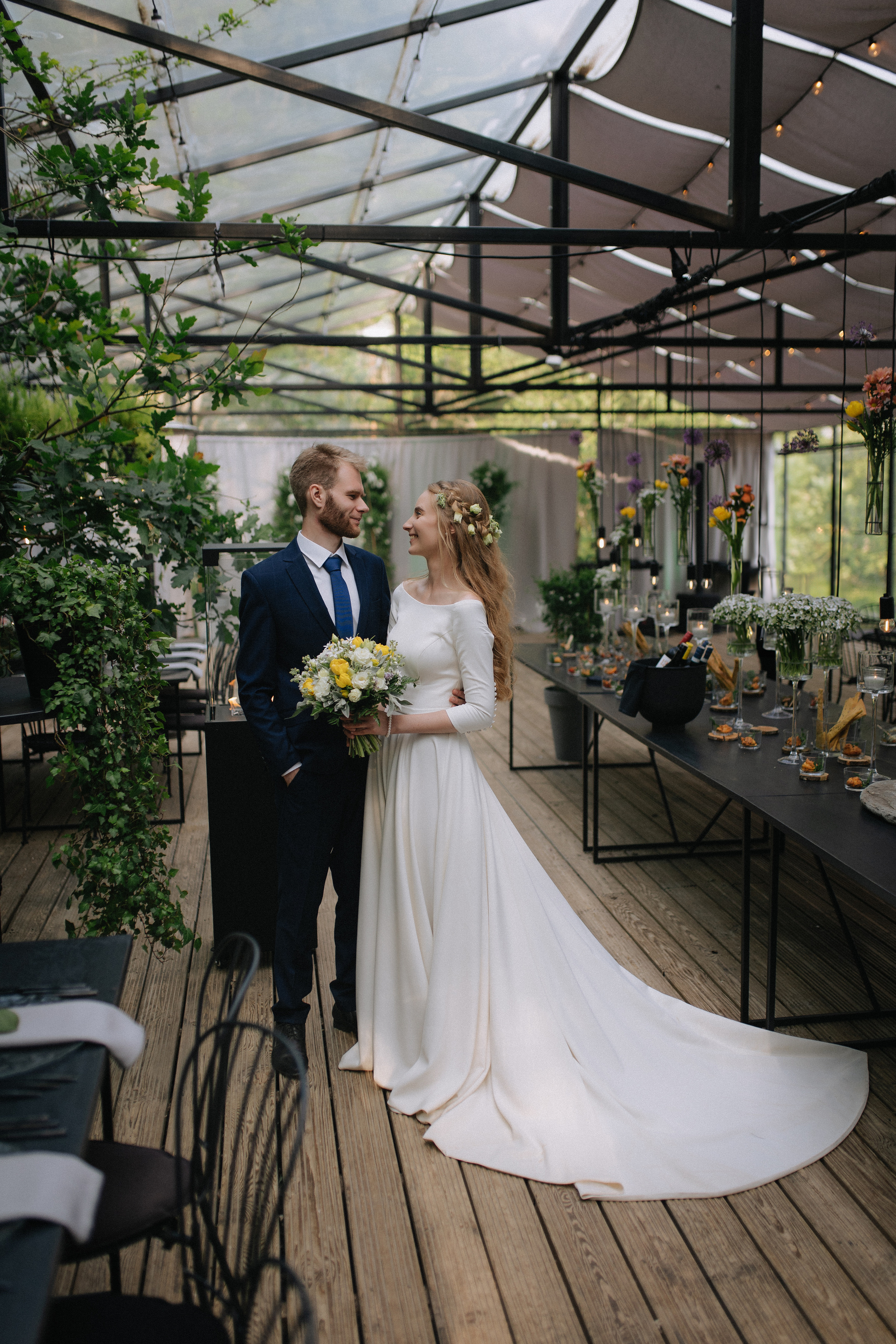 Vestuvinė fotosesija Food in the wood