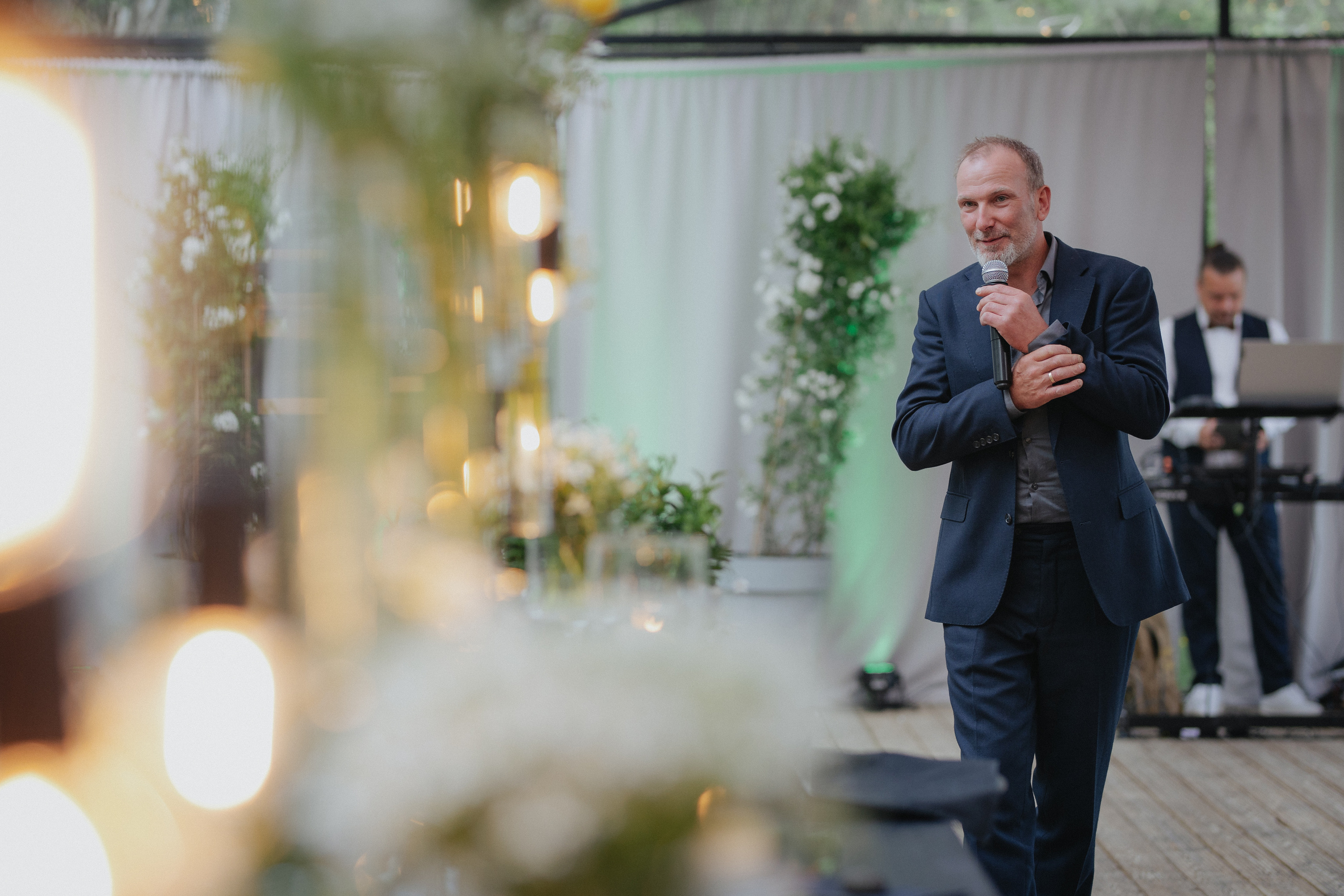 Vestuvinė fotosesija Food in the wood