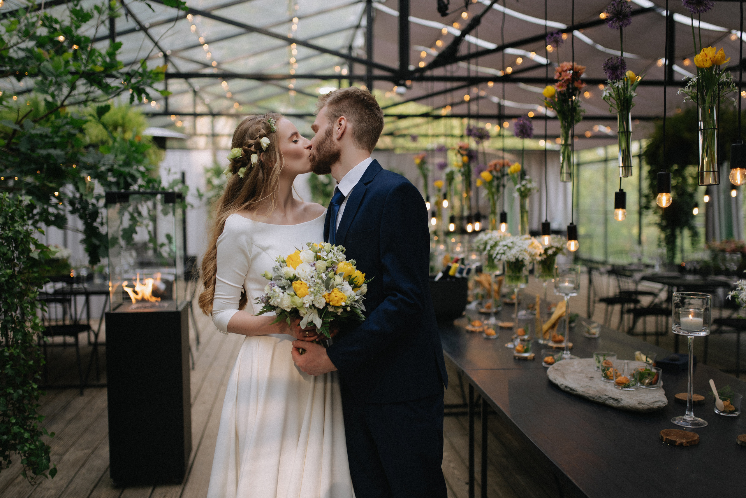 Vestuvinė fotosesija Food in the wood