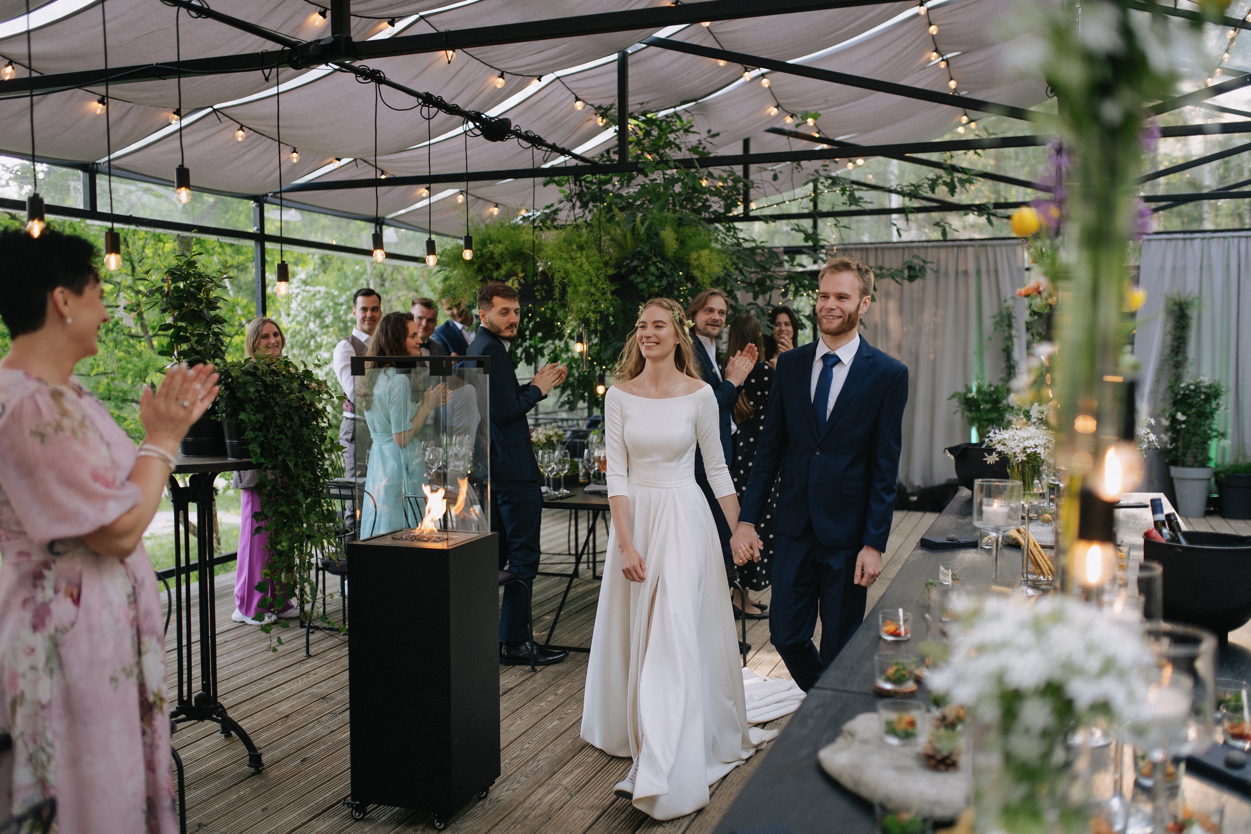 Vestuvinė fotosesija Food in the wood