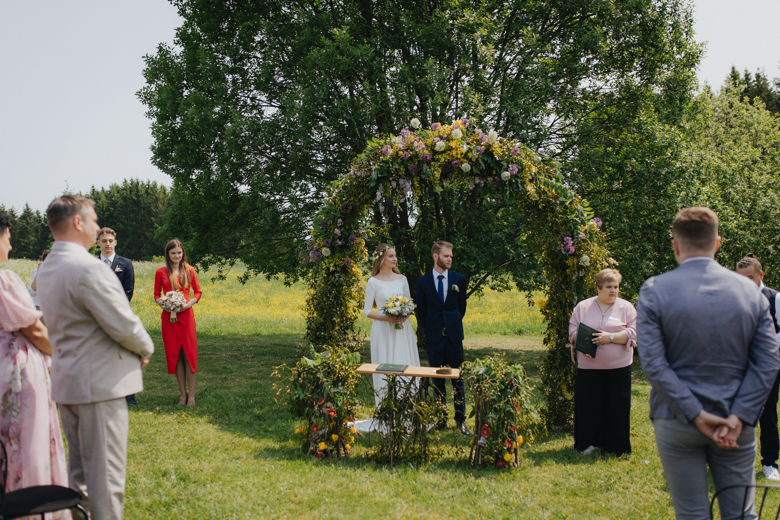 Vestuvinė fotosesija Food in the wood