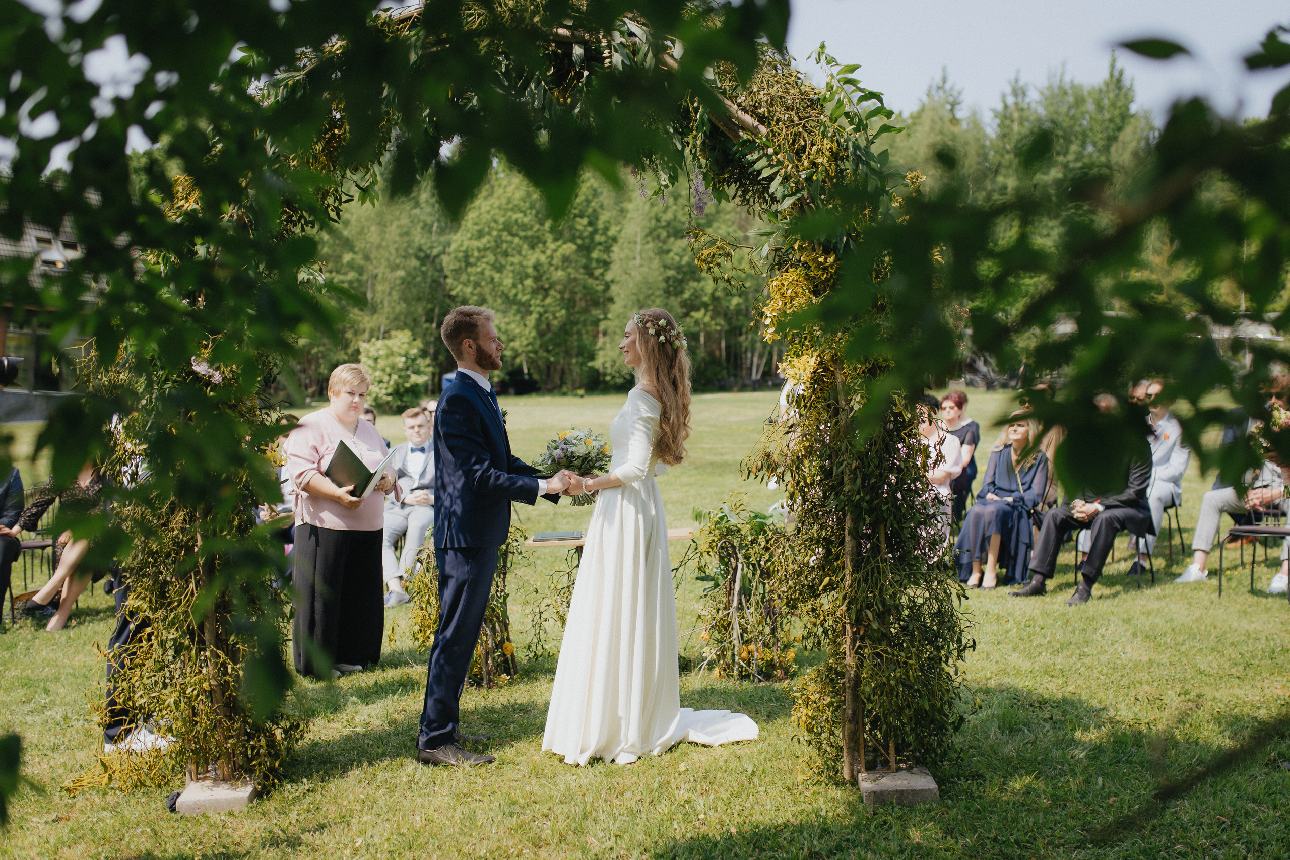 Vestuvinė fotosesija Food in the wood