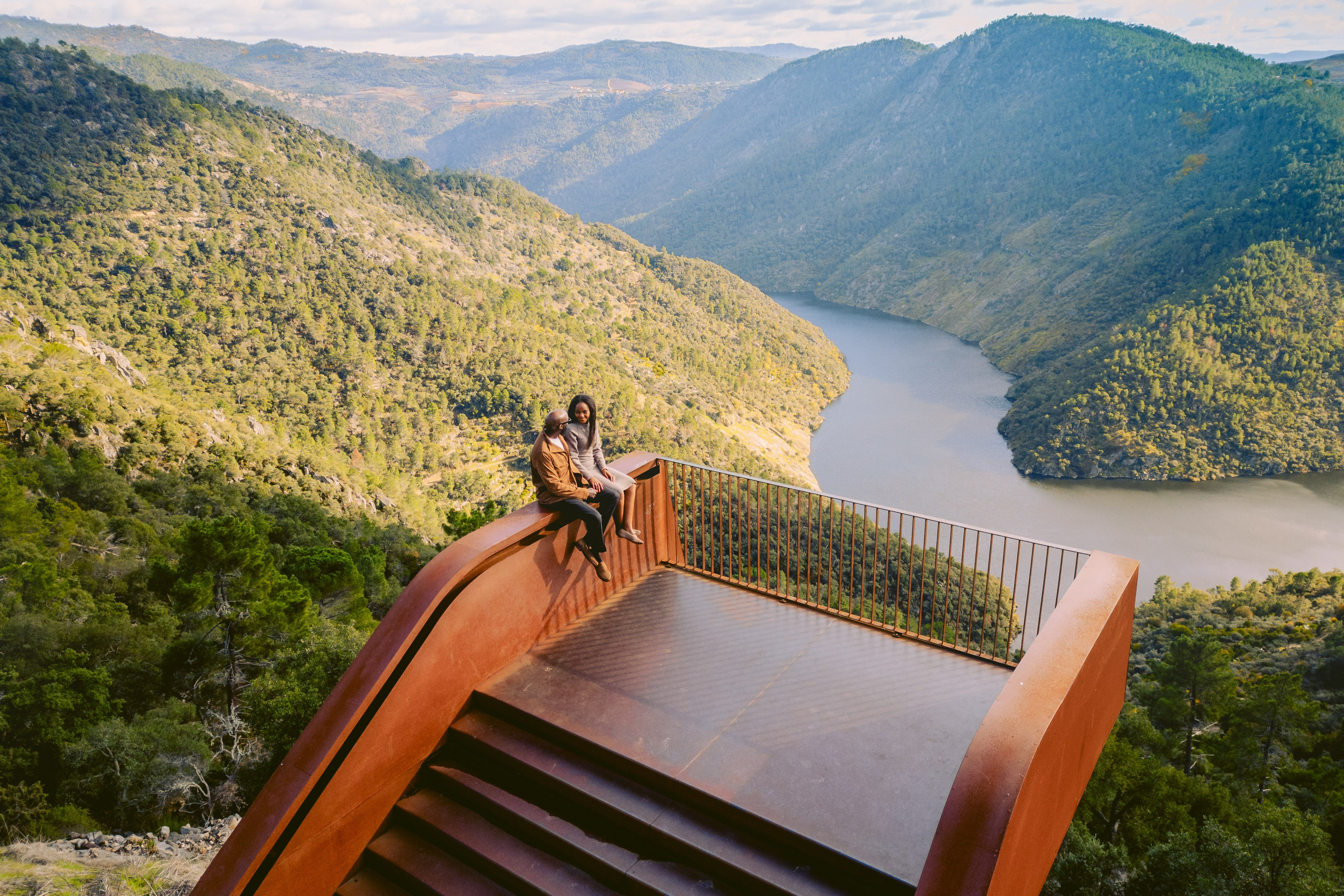 Proposal at Miradouro do Ujo | Douro Valley Proposal Spot
