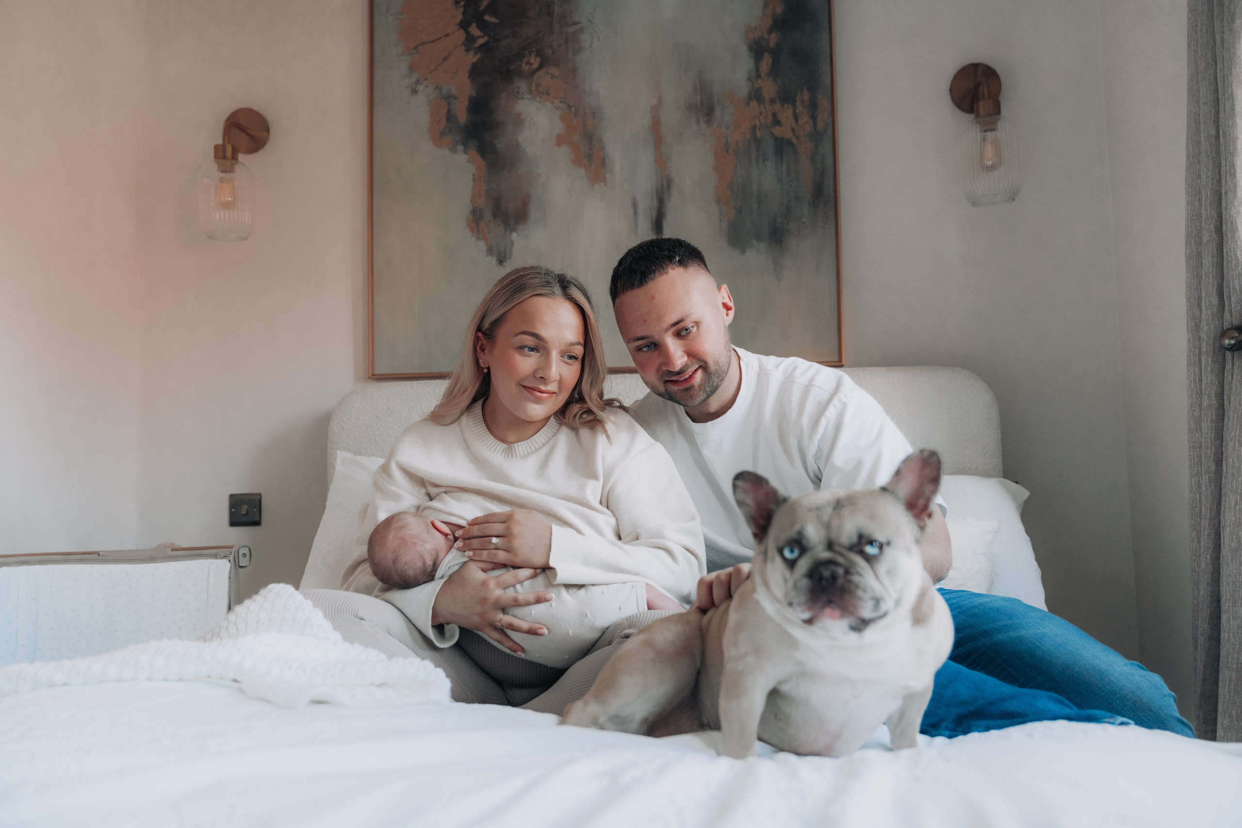 Newborn photoshoot wardrobe ideas. Family, Maternity & Newborn Photographer in Newcastle Upon Tyne / Yana Balatskaya