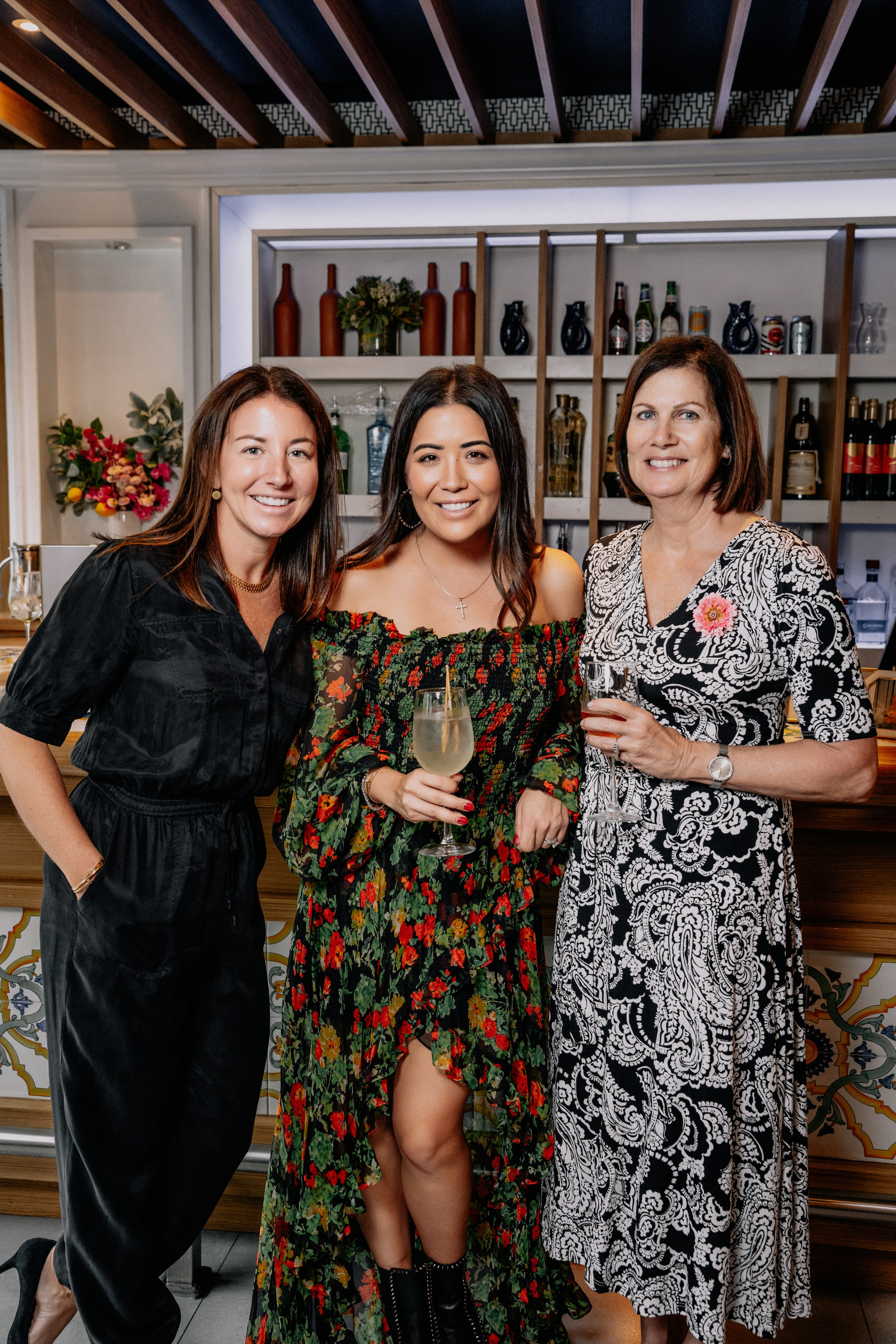 Indoor Baby Shower Photography – Cozy & Intimate Celebration. Alisa Tant — Family and newborn photographer Bucks County, Montgomery county, Philadelphia, NJ