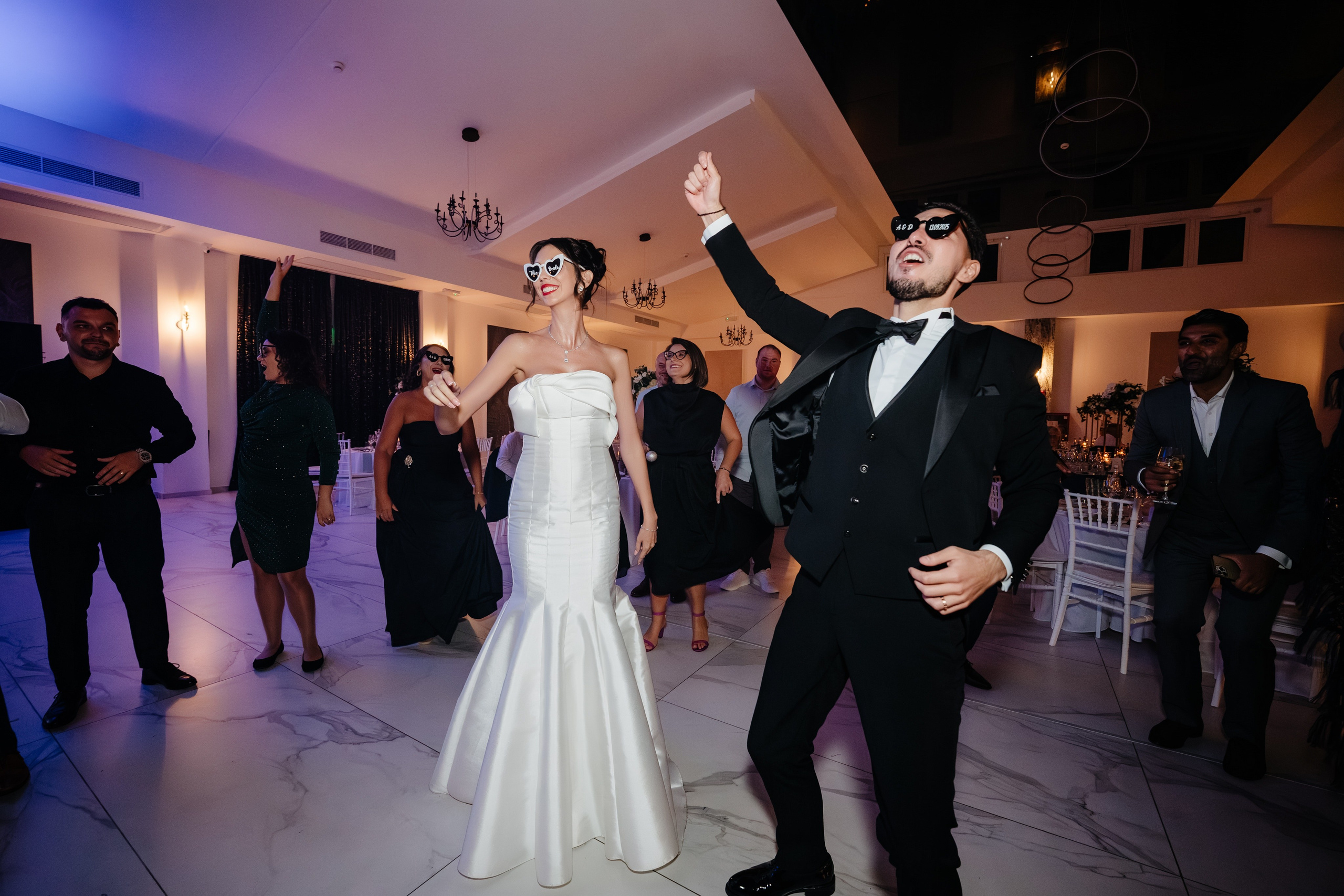 Povestea de nuntă a lui Anca și Dragoș în Bacău | Fotografie de Eveniment. Raw Studio. Fotograful tau de nunta!