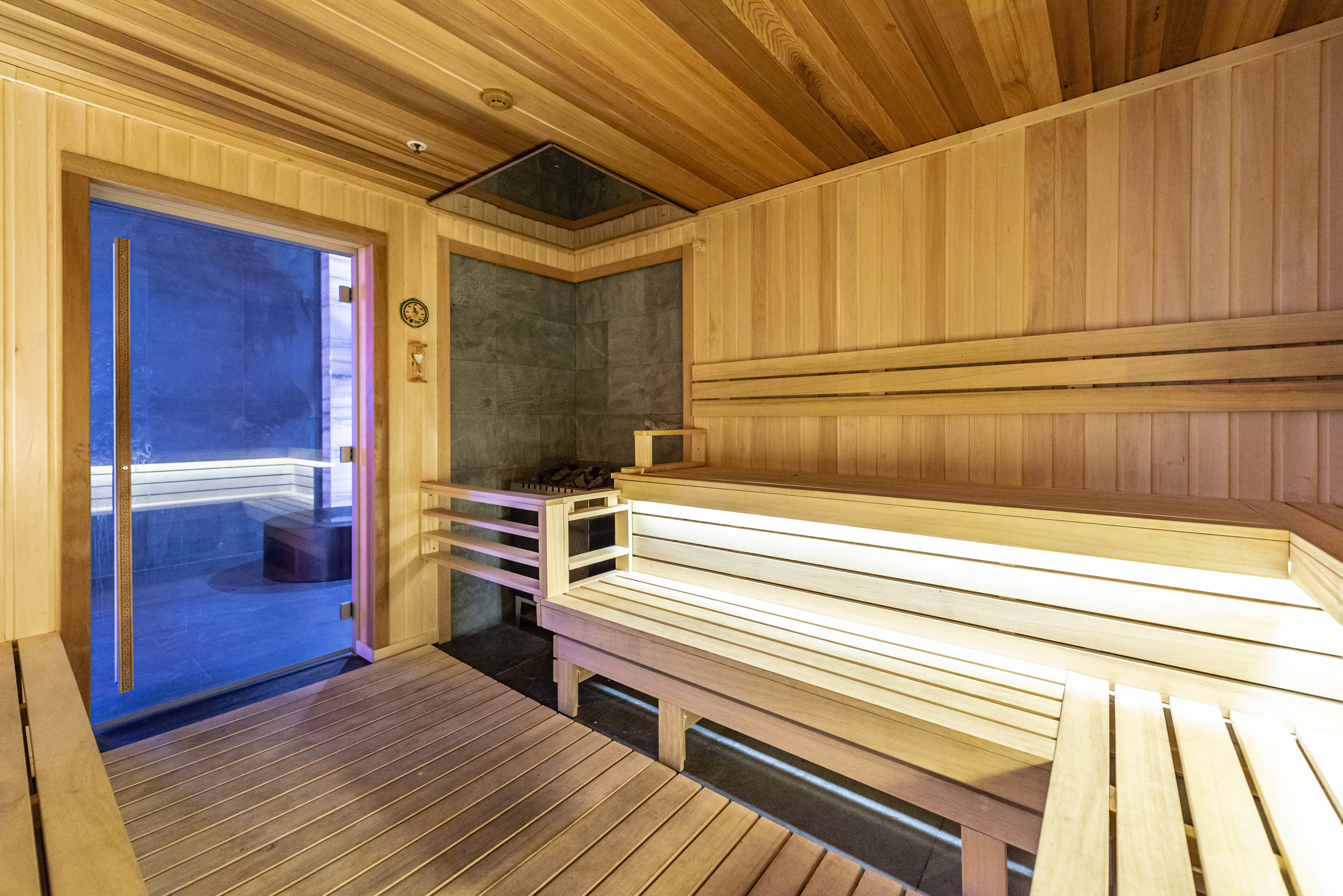 DDX Fitness в Место встречи Киргизия. ФОТОГРАФ МЕКСИКА КИНТАНА-РОО