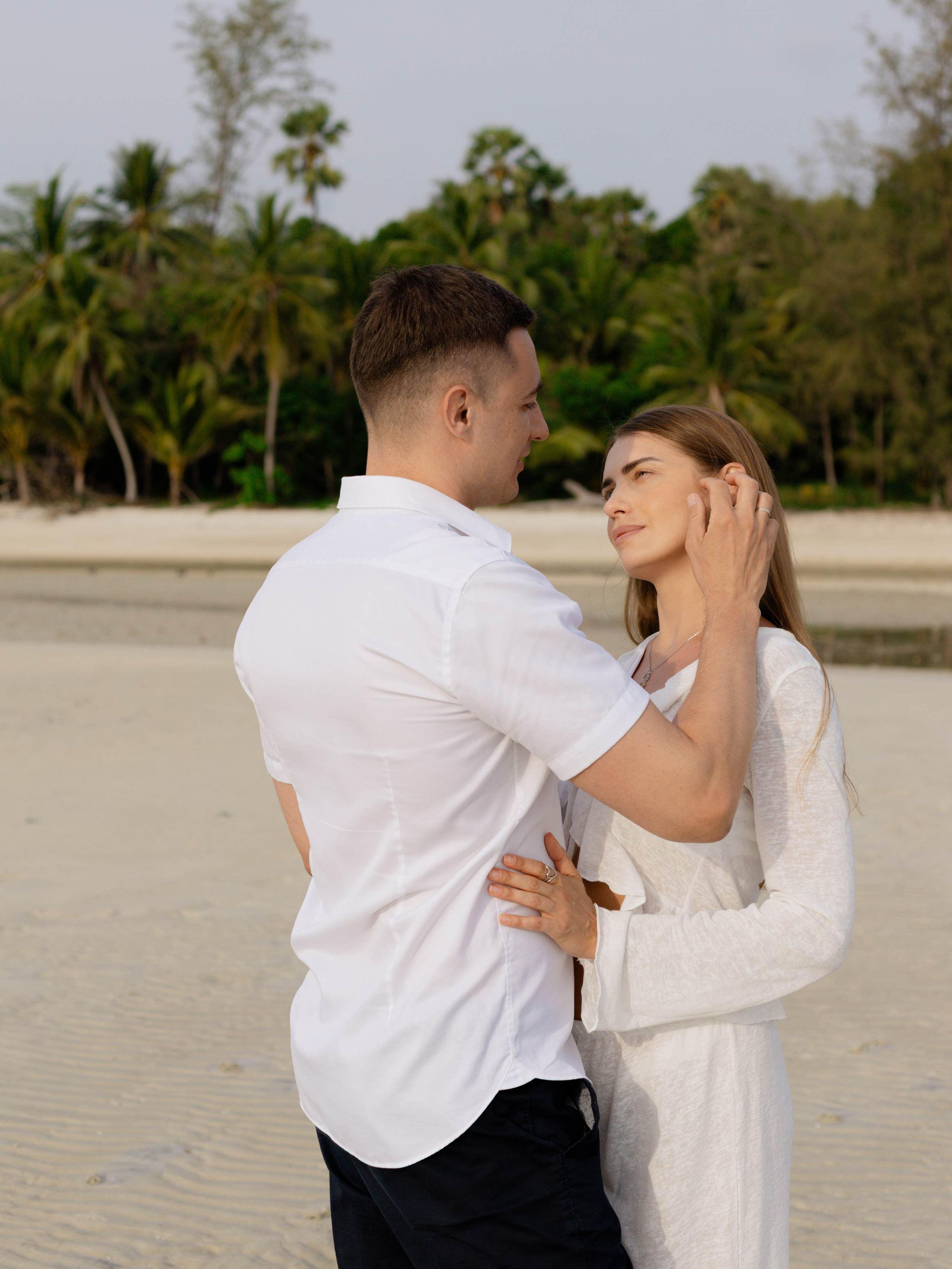LOVE — STORY. Photographer on Koh Samui Elena