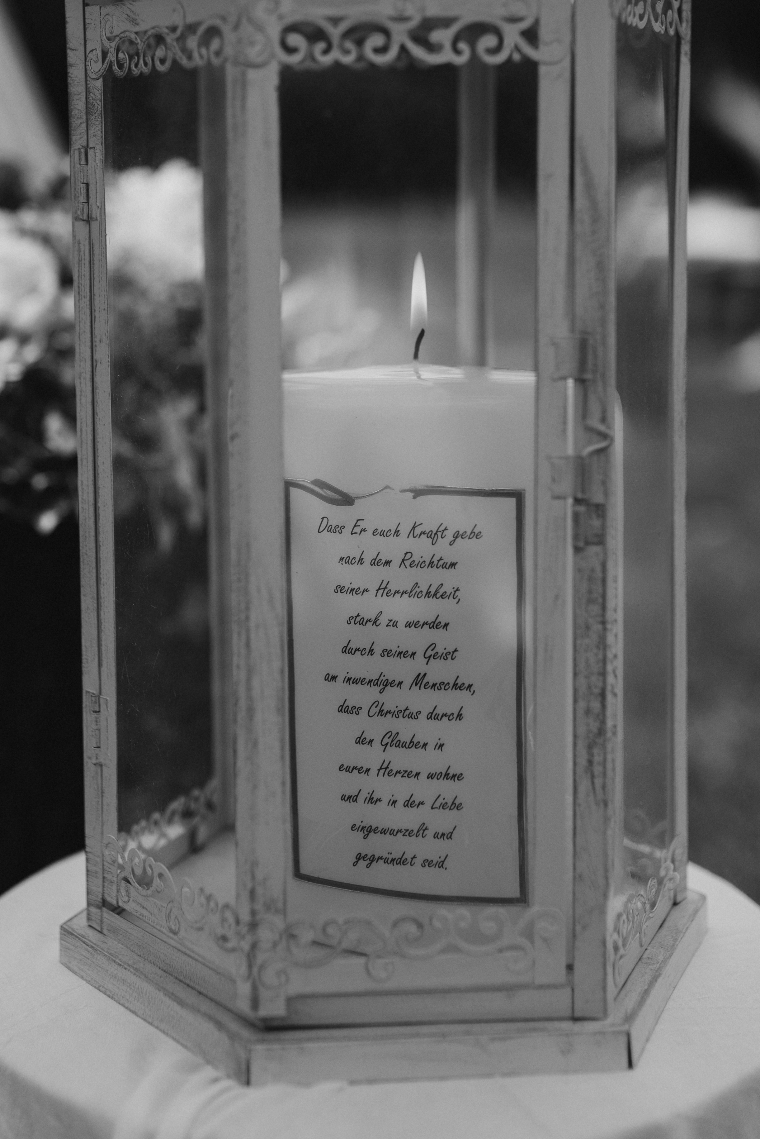 Sommer, Liebe & zwei wunderschöne Kleider: Gartenhochzeit in Gunzenhausen. Photographer in Ansbach for Couples, Weddings and After Wedding