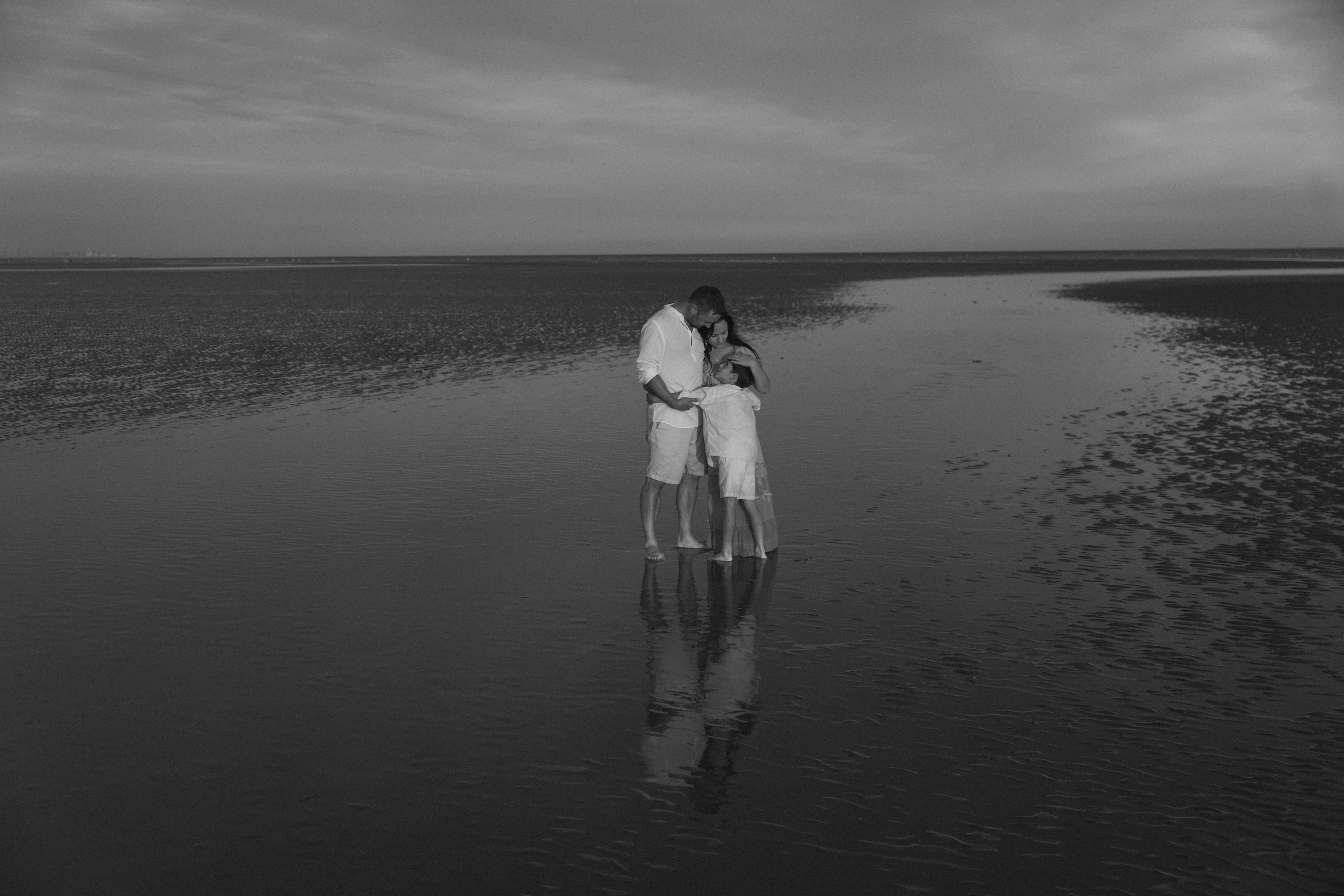 Family Photoshoot at Camber Sands | London Family Photographer. London Wedding & Engagement Photographer