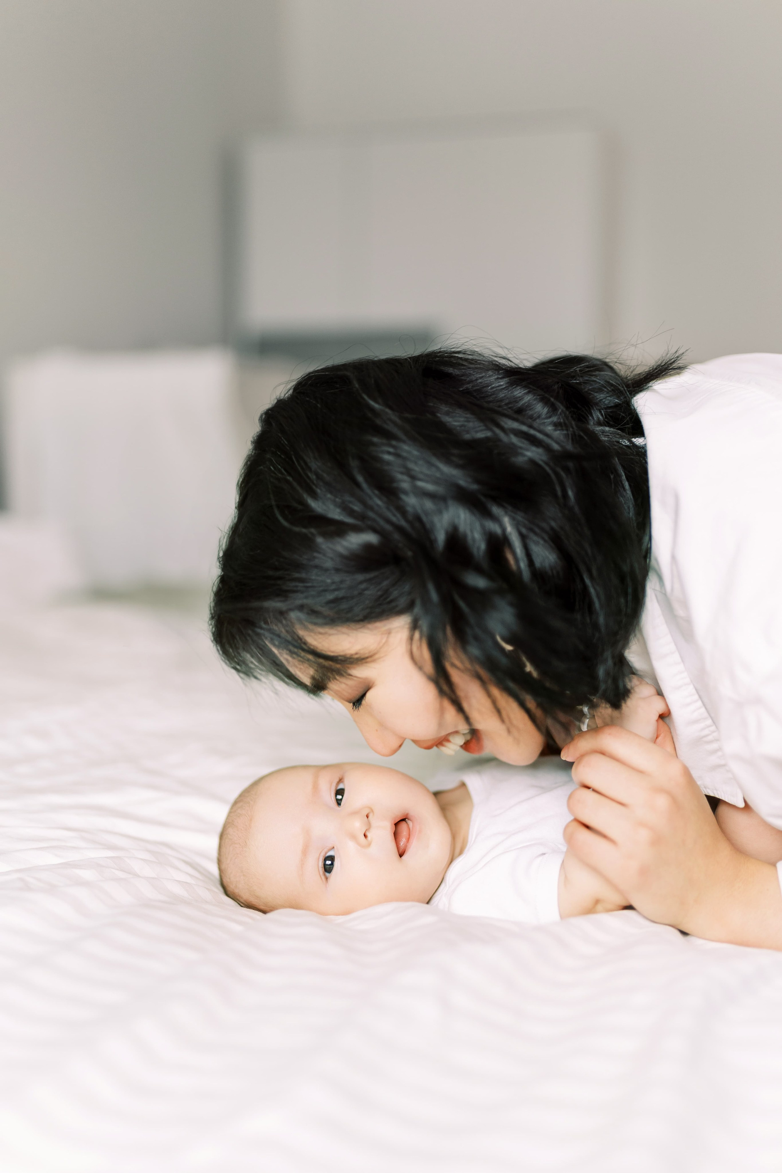 Family photoshoot. Vlad & Viktoria and baby. February 2024. EVAN ARISTOV WEDDING PHOTOGRAPHY — Seattle Wedding Photographer