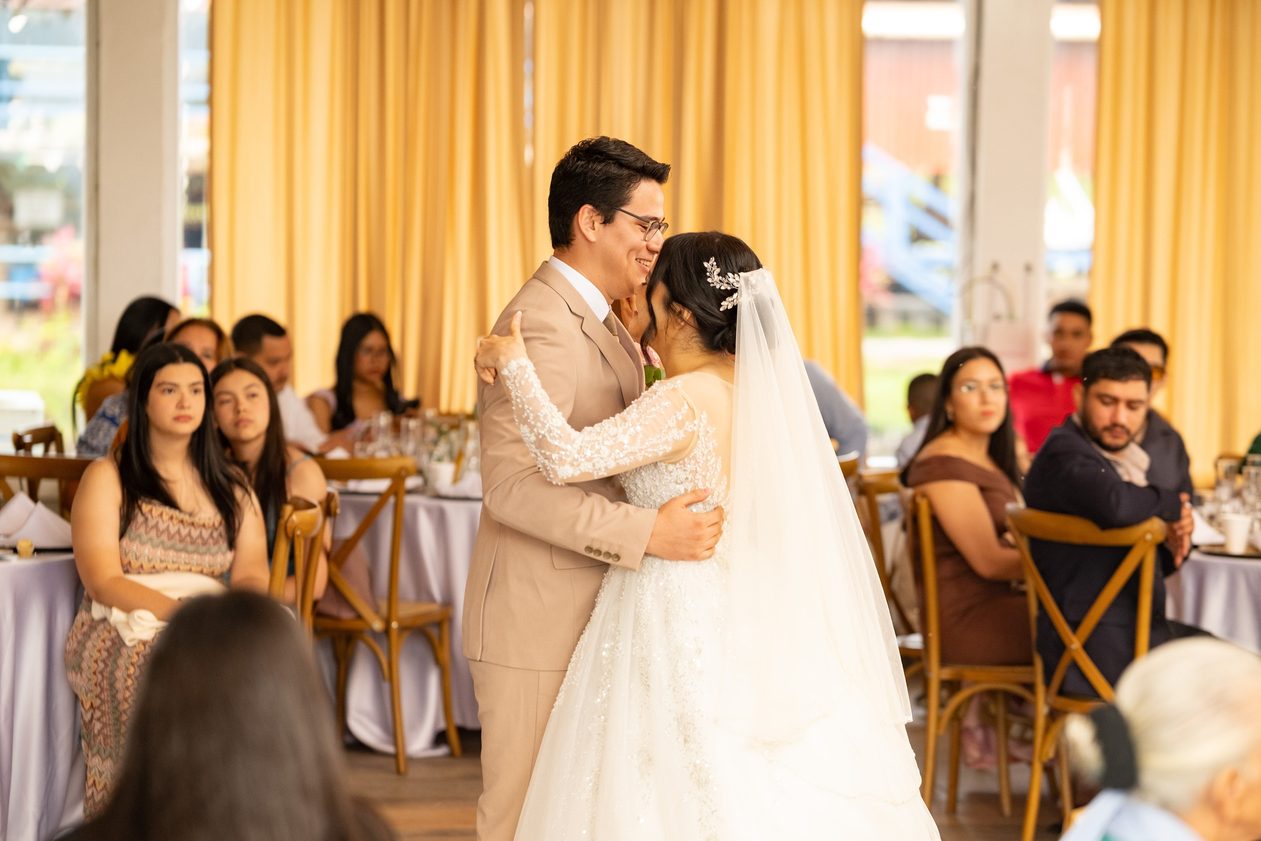 Abi & Gio. Daniel Brand | Fotografía de Bodas y Comercial en Honduras