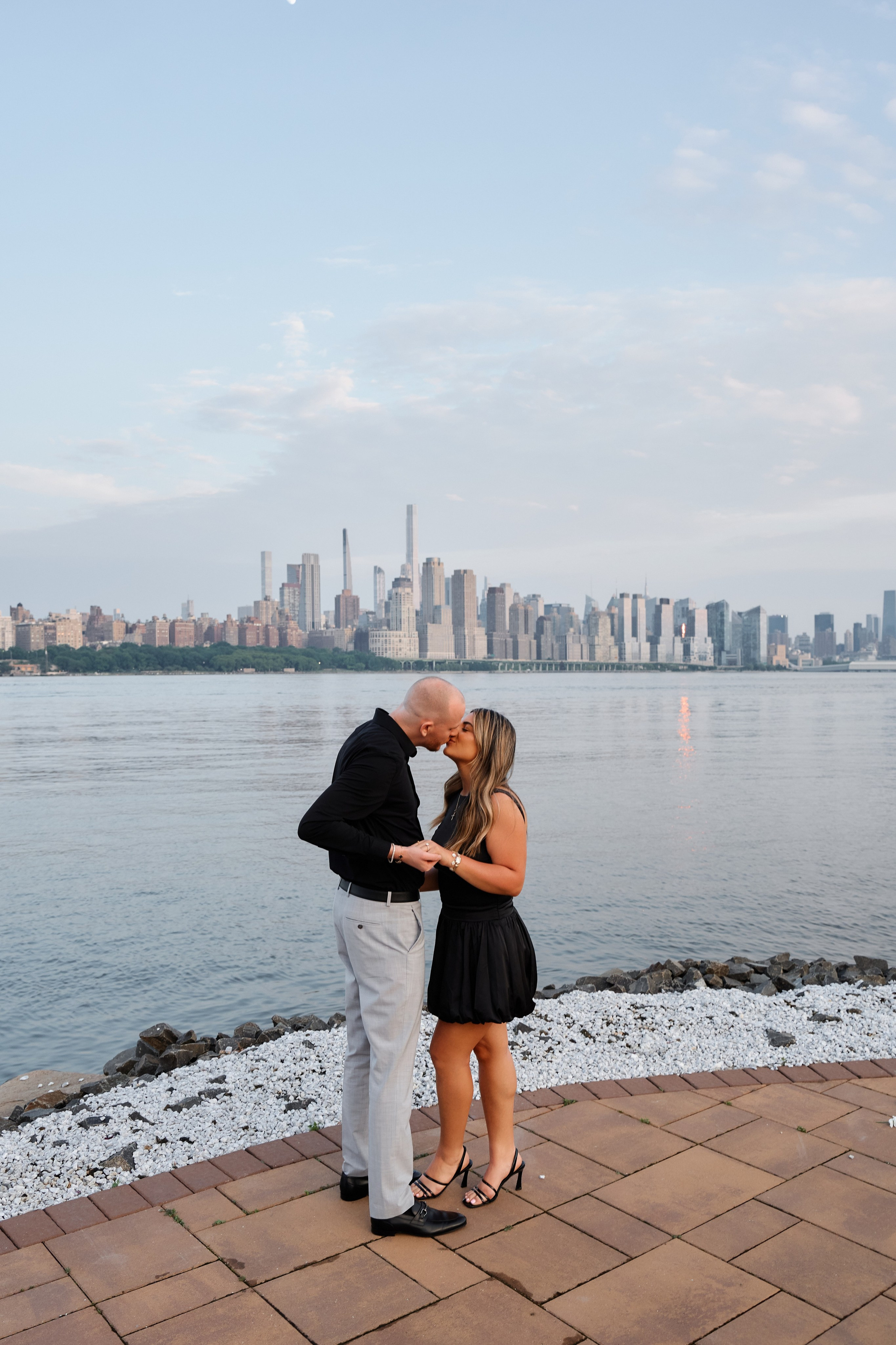 Surprise Proposal in New York. Professional Wedding and event photographer USA New York