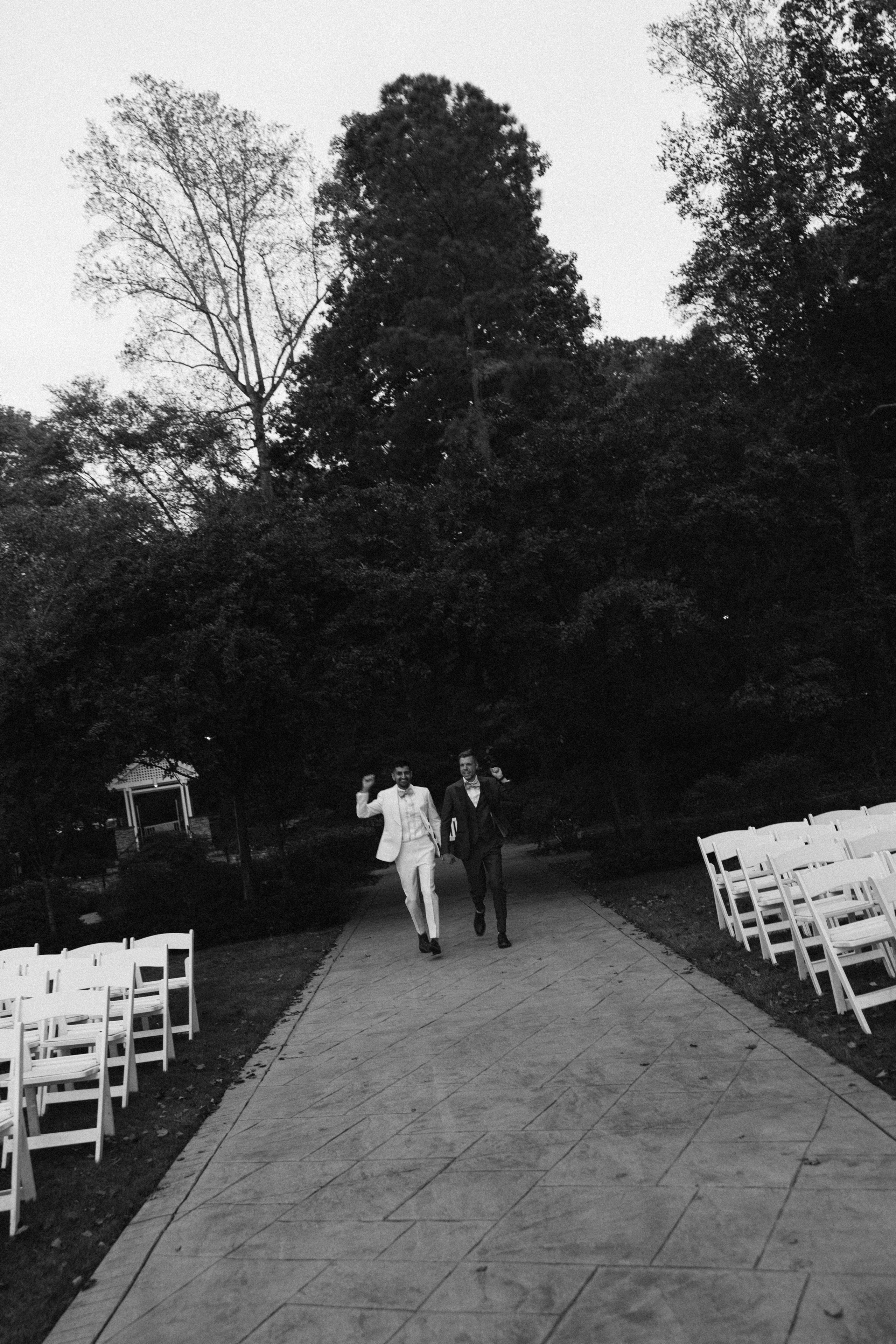 Queer Wedding in Richmond, VA. Sara Eulalia | Virginia Photographer