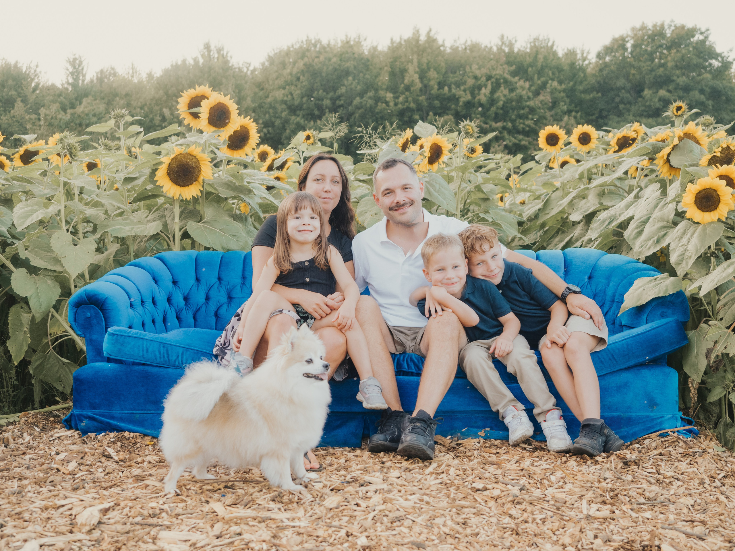 Family. Mimosa Studios — Motherhood & Family Photographer in Montreal