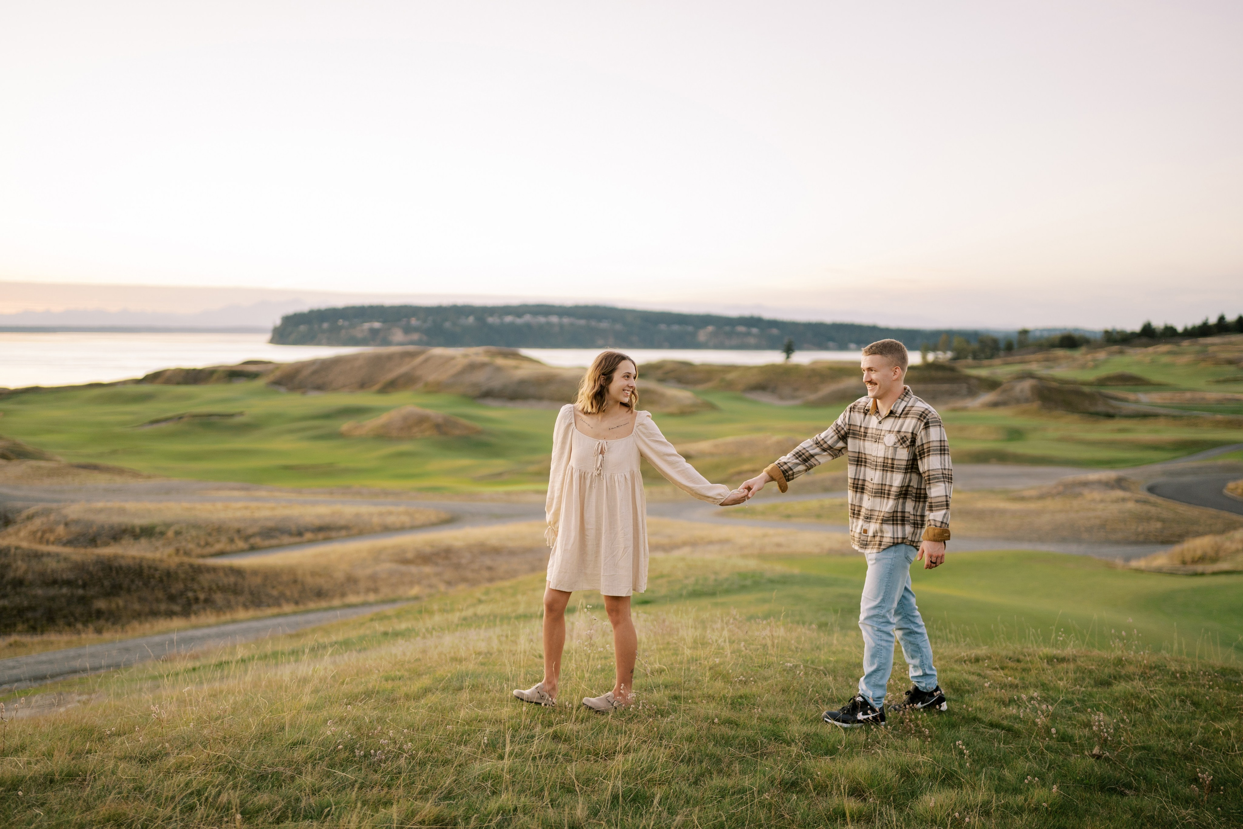 A story of incredible love at sunset. September 2024. Tacoma, Chambers Bay Golf Course. EVAN ARISTOV WEDDING PHOTOGRAPHY — Seattle Wedding Photographer